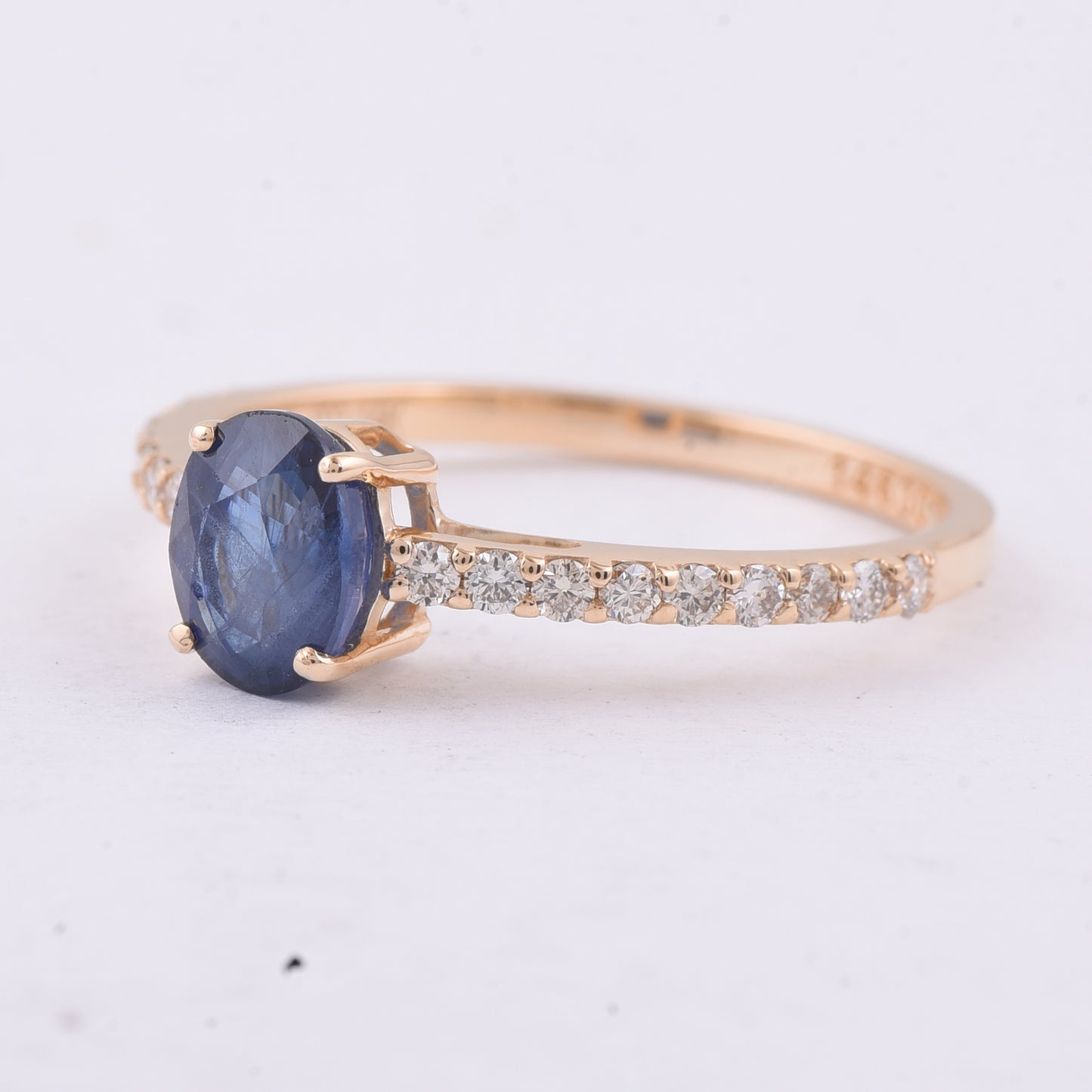 1.43 Ct Oval Natural Sapphire 14K Gold Ring
