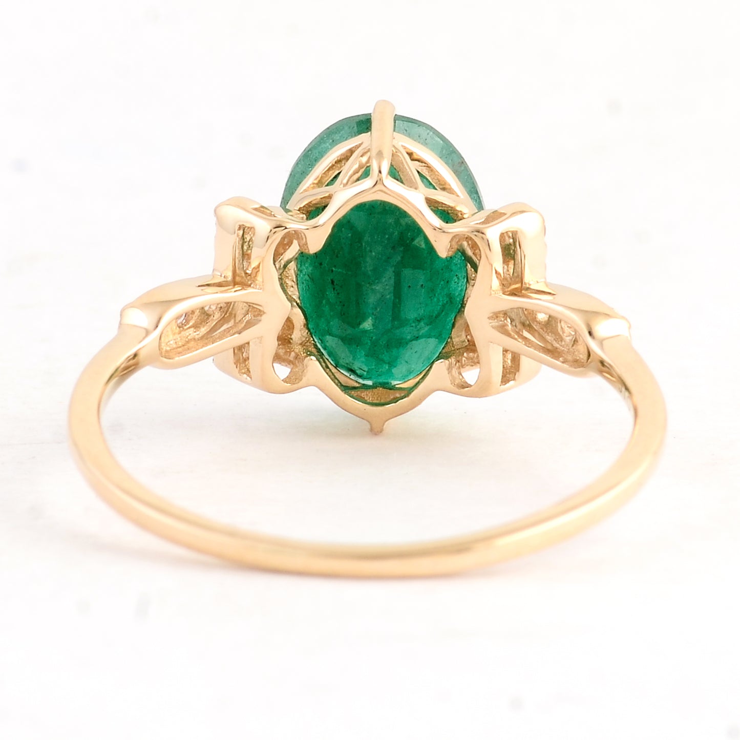 2.20 Ct Oval Emerald 14K Gold Ring