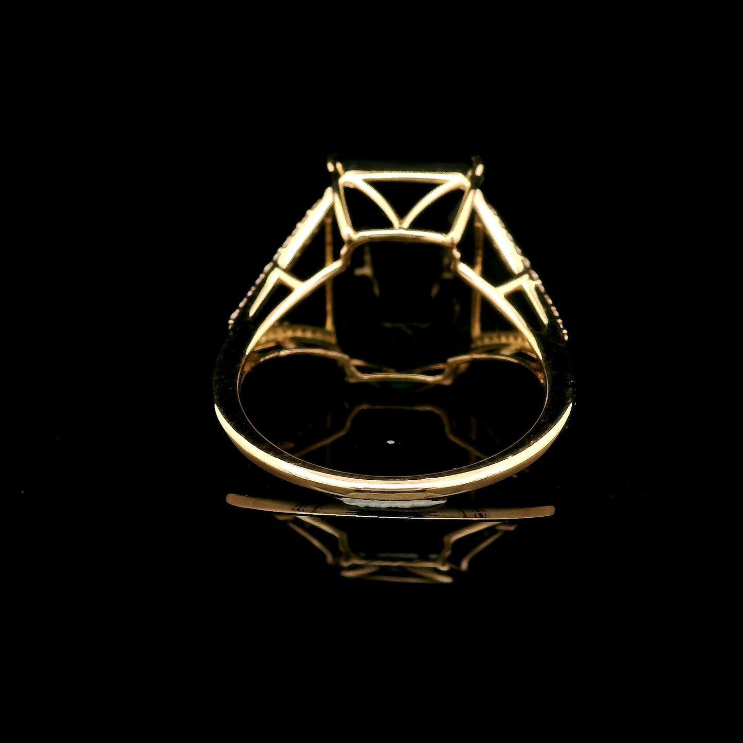 8.30 Ct Emerald Cut Lab Grown Emerald 14K Gold Ring