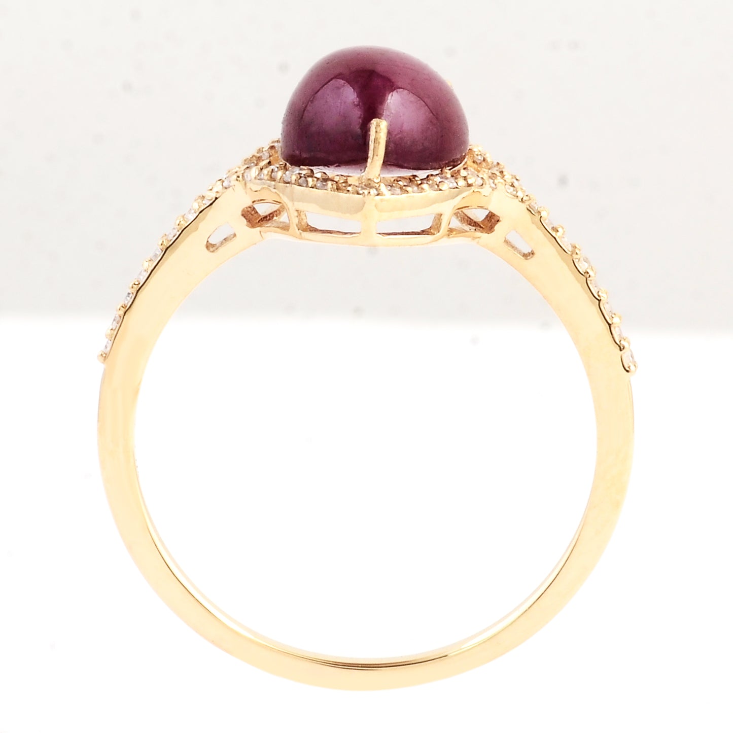 3.62 Ct Pear Cabochon Natural Corundum Ruby 14K Gold Ring