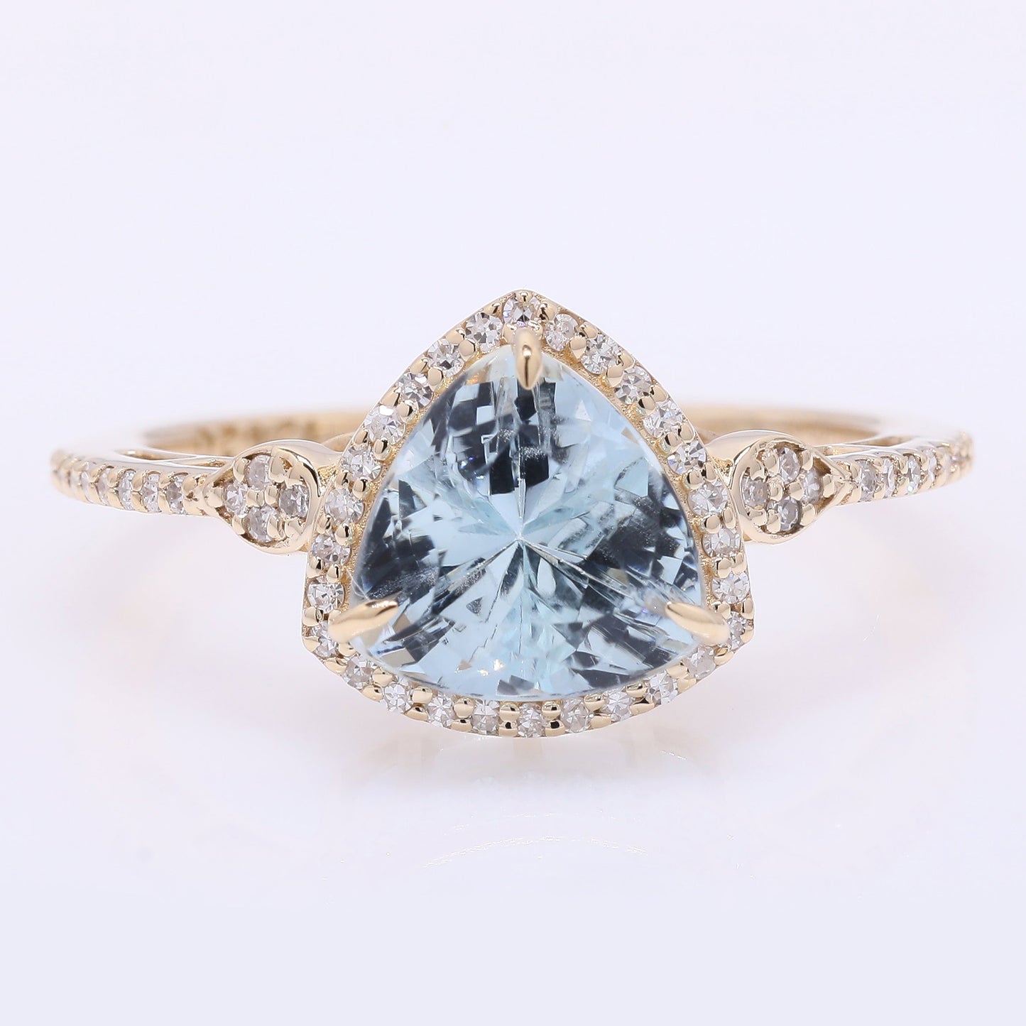 1.90 Ct Triangle Mixed Cut Natural Aquamarine 14K Gold Ring