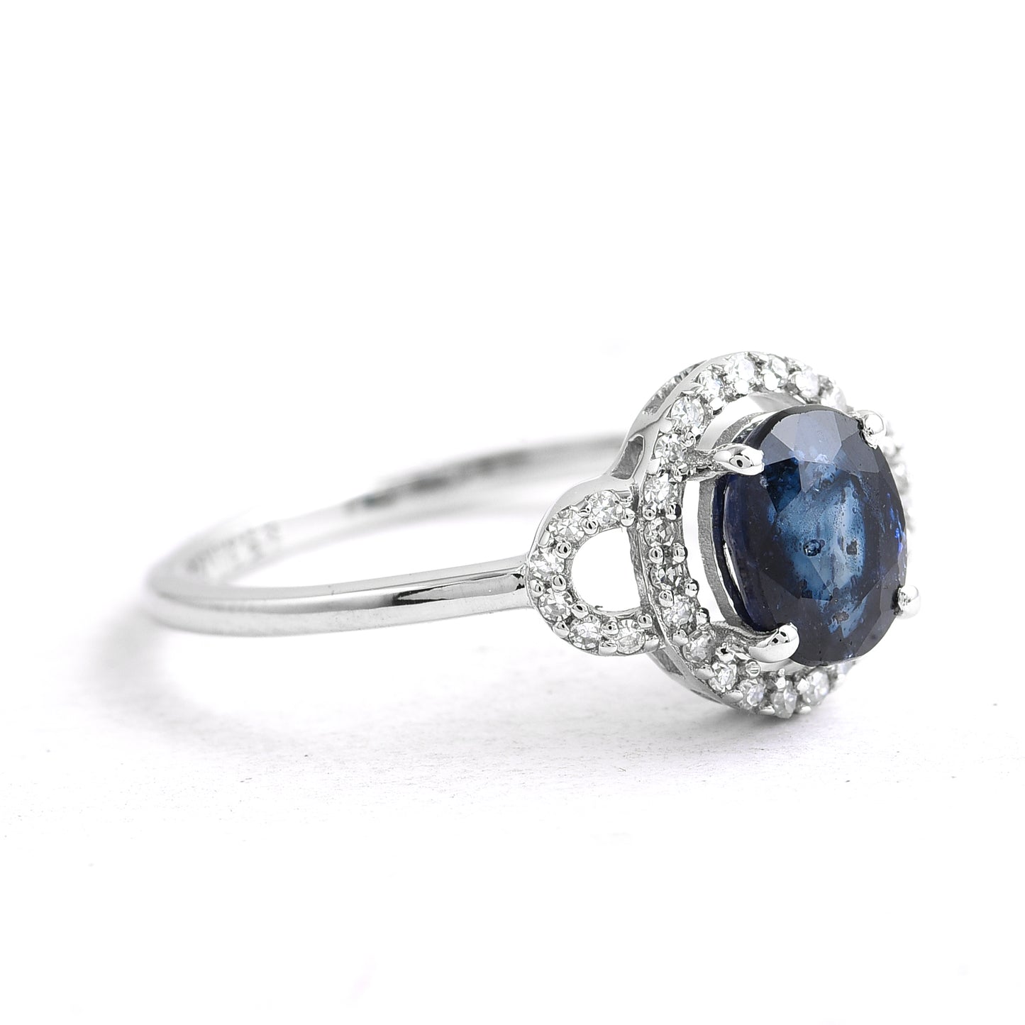 1.23 Ct Oval Sapphire 950 Platinum Ring