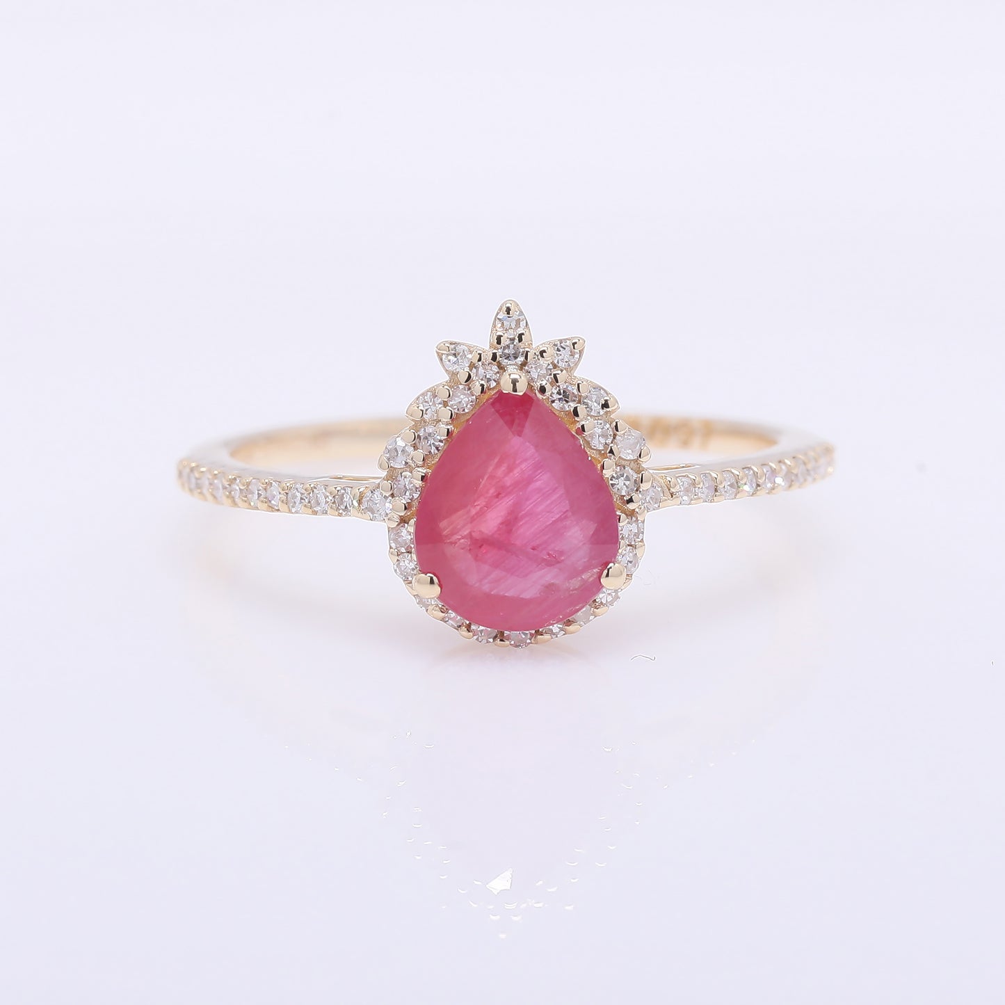 1.37 Ct Pear Mixed Cut Natural Ruby 14K Gold Ring