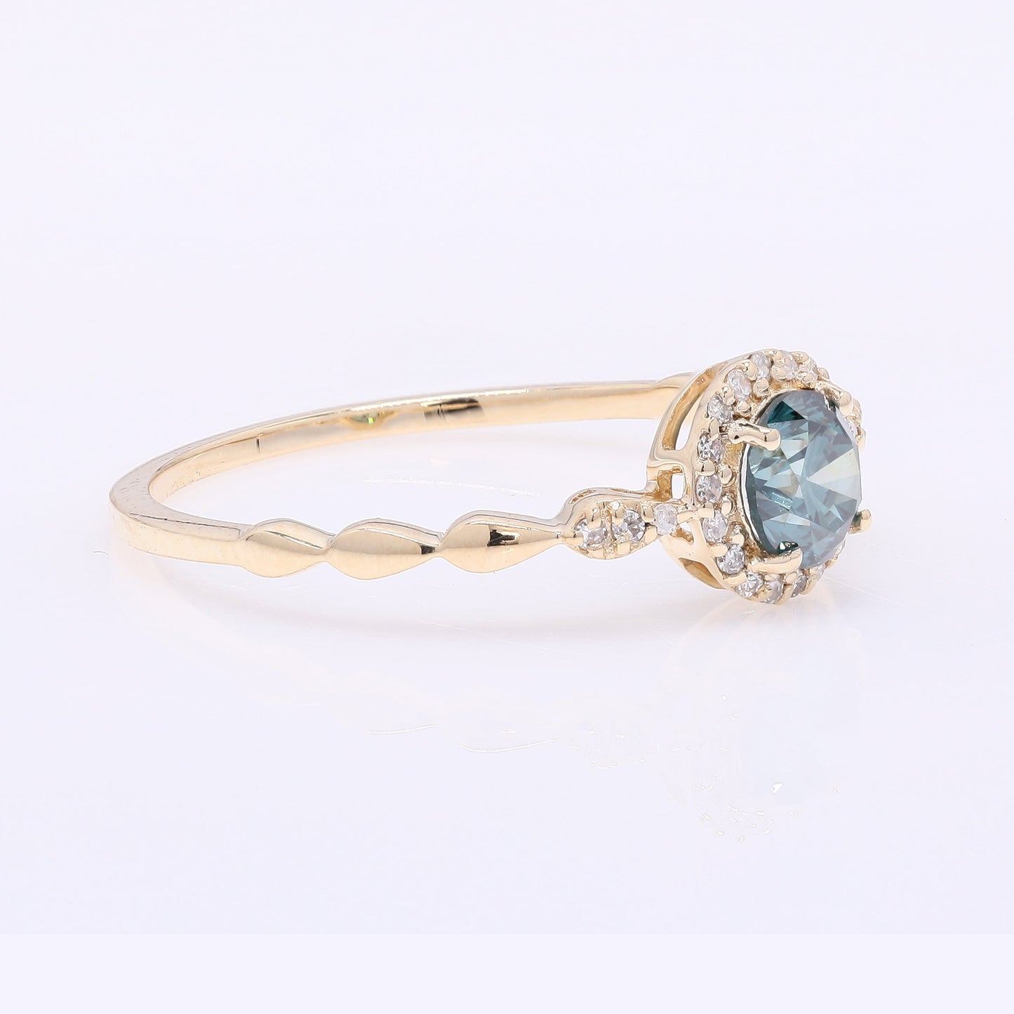 0.54 Ct Round Blue Diamond 14K Gold Ring