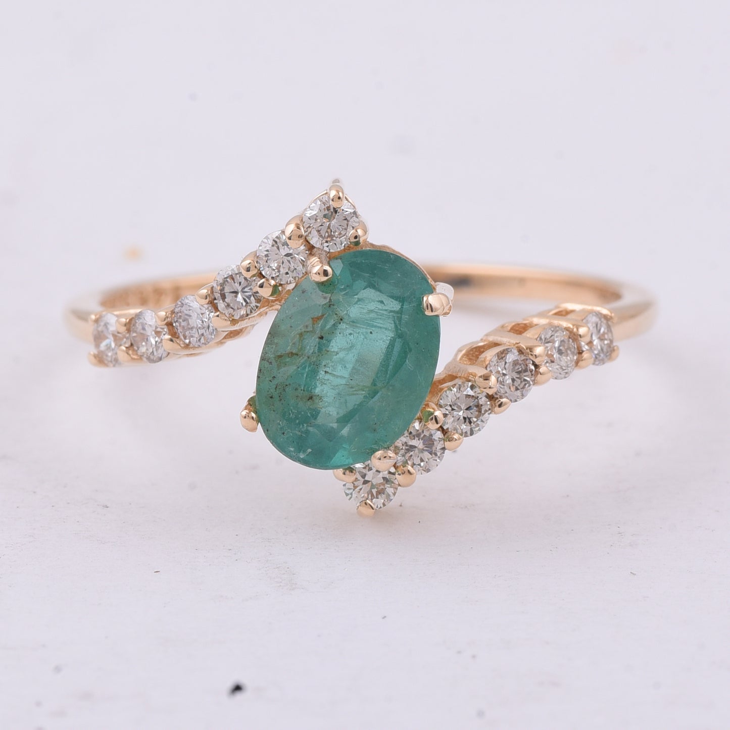 1.23 Ct Oval Natural Emerald 14K Gold Ring