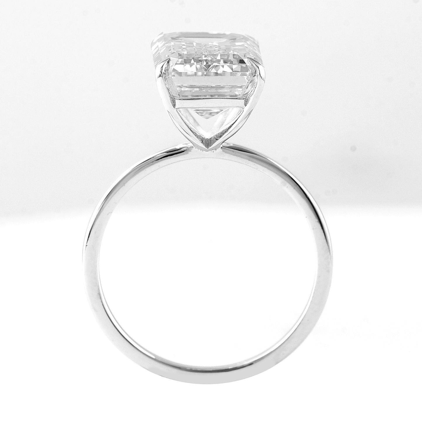 5.61 Carats Lab Grown Diamond 14K Gold Ring