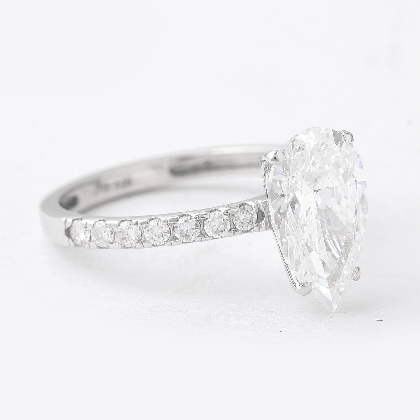 2.84 Carats Lab Grown Diamond 14K Gold Ring