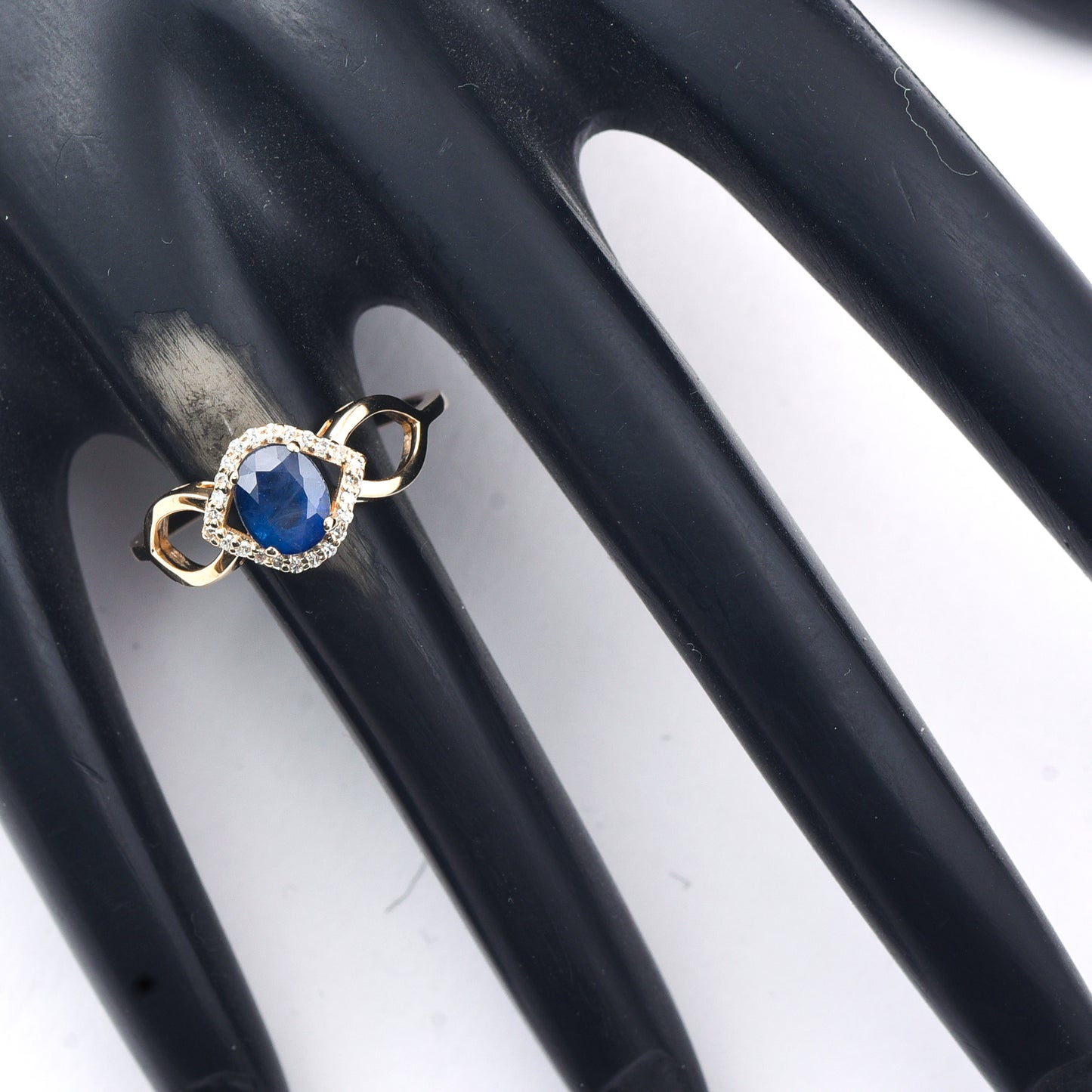 1.11 Ct Oval Mixed Cut Natural Sapphire 14K Gold Ring