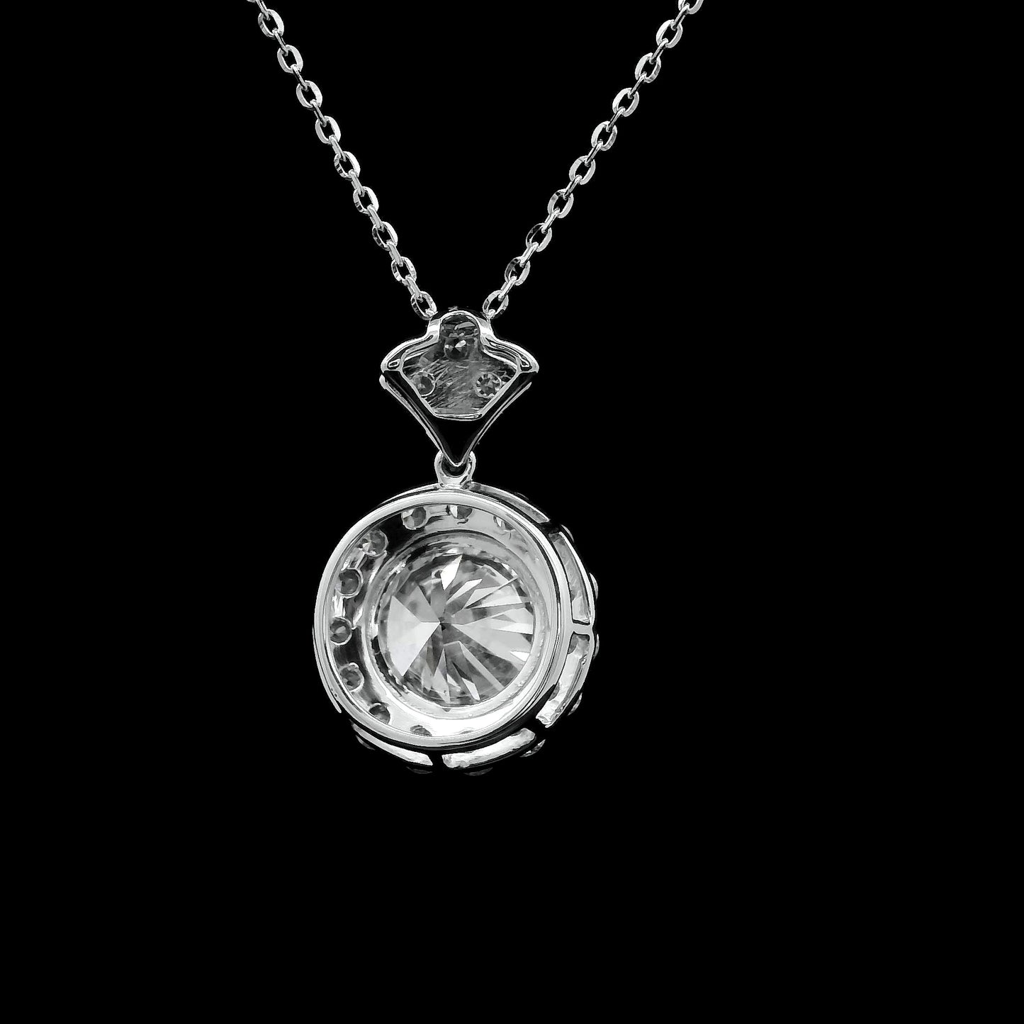 2.42 Carats Lab Grown Diamond 14K Gold Pendant