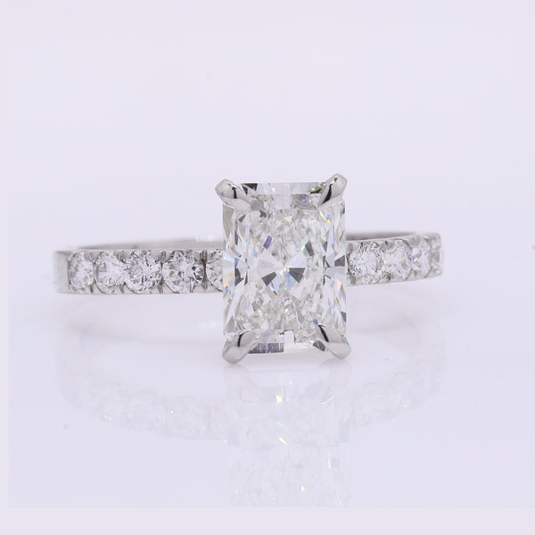 2.20 Carats Lab Grown Diamond 950 Platinum Ring