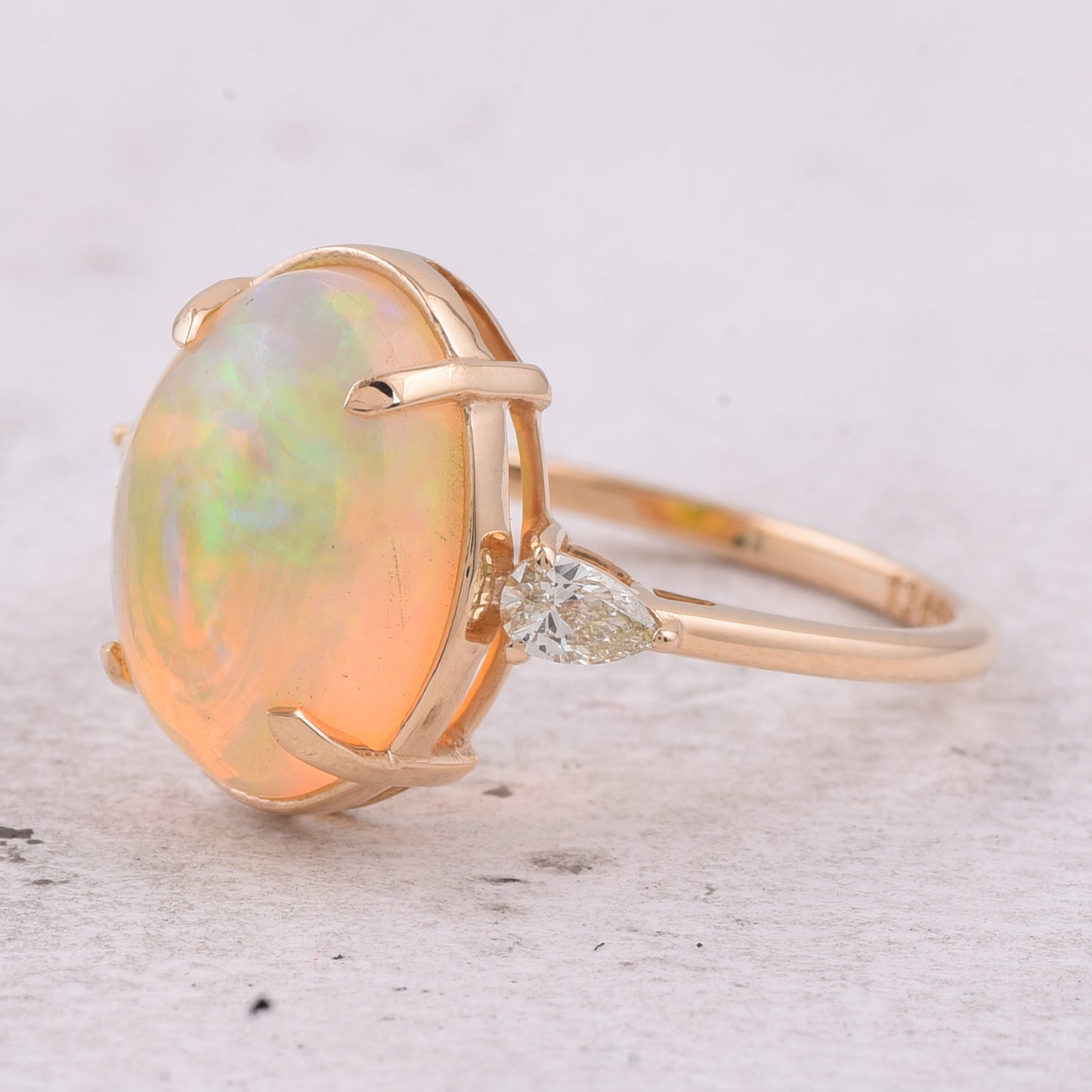 3.52 Ct Oval Cabochon Cut Natural Opal 14K Gold Ring