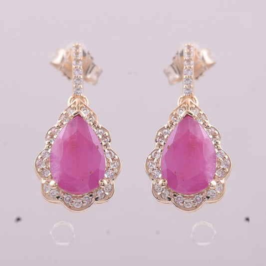 2.64 Ct Pear Ruby 9K Gold Earrings