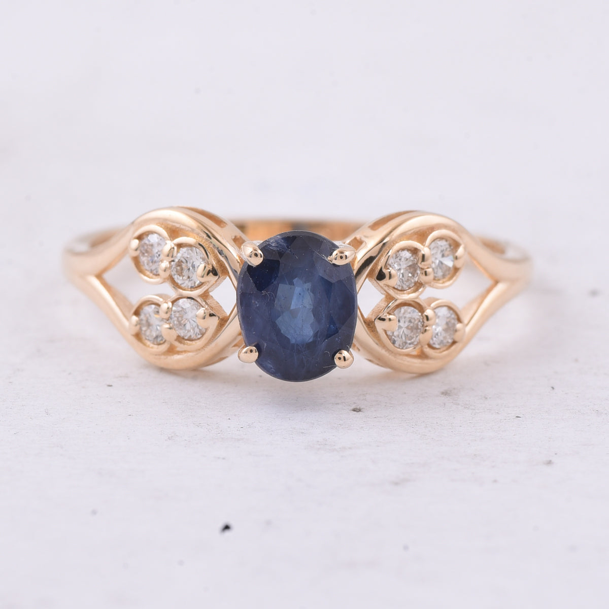 1.29 Ct Oval Natural Sapphire 14K Gold Ring