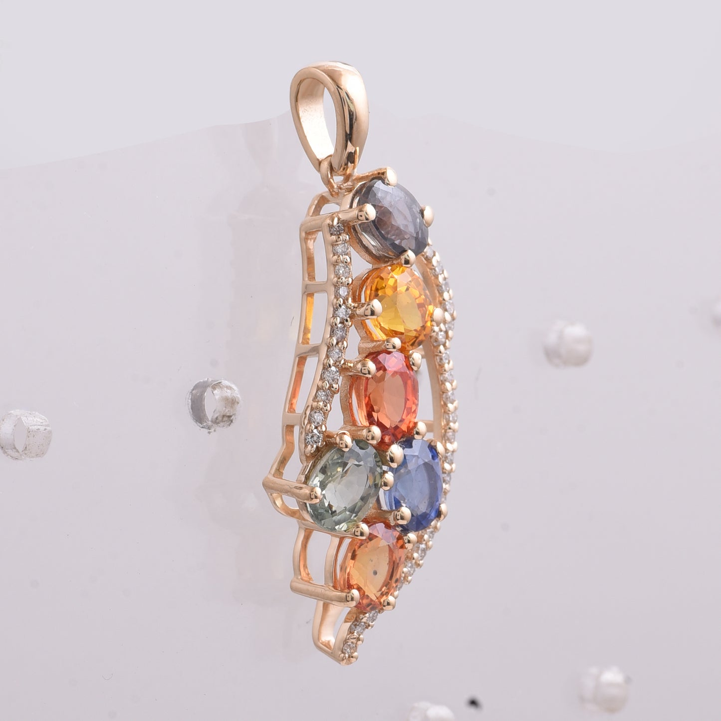 2.75 Ct Oval Mixed Cut Natural Multi-Coloured Sapphire 14K Gold Pendant