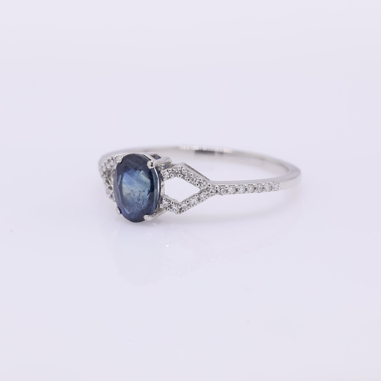 1.32 Ct Oval Mixed Cut Natural Sapphire 950 Platinum Ring