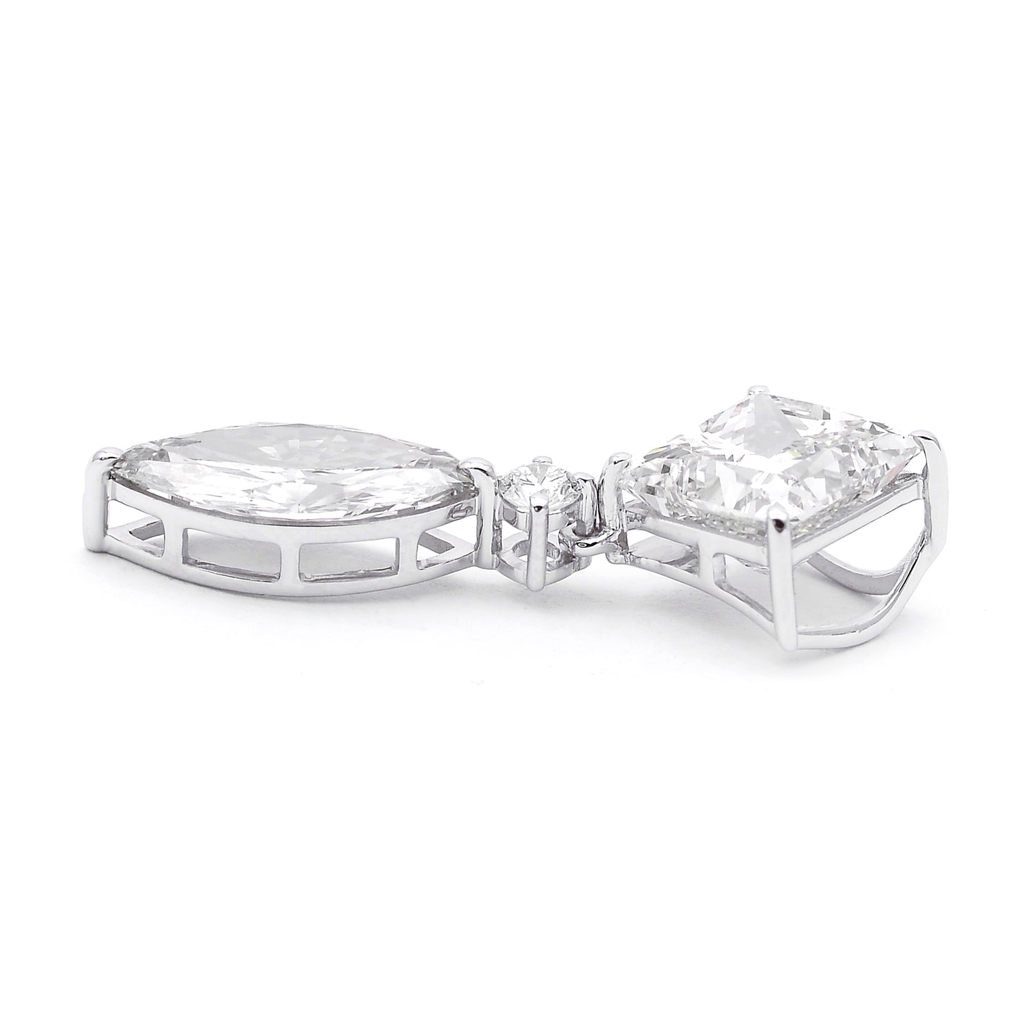 3.10 Carats Lab Grown Diamond 14K Gold Pendant