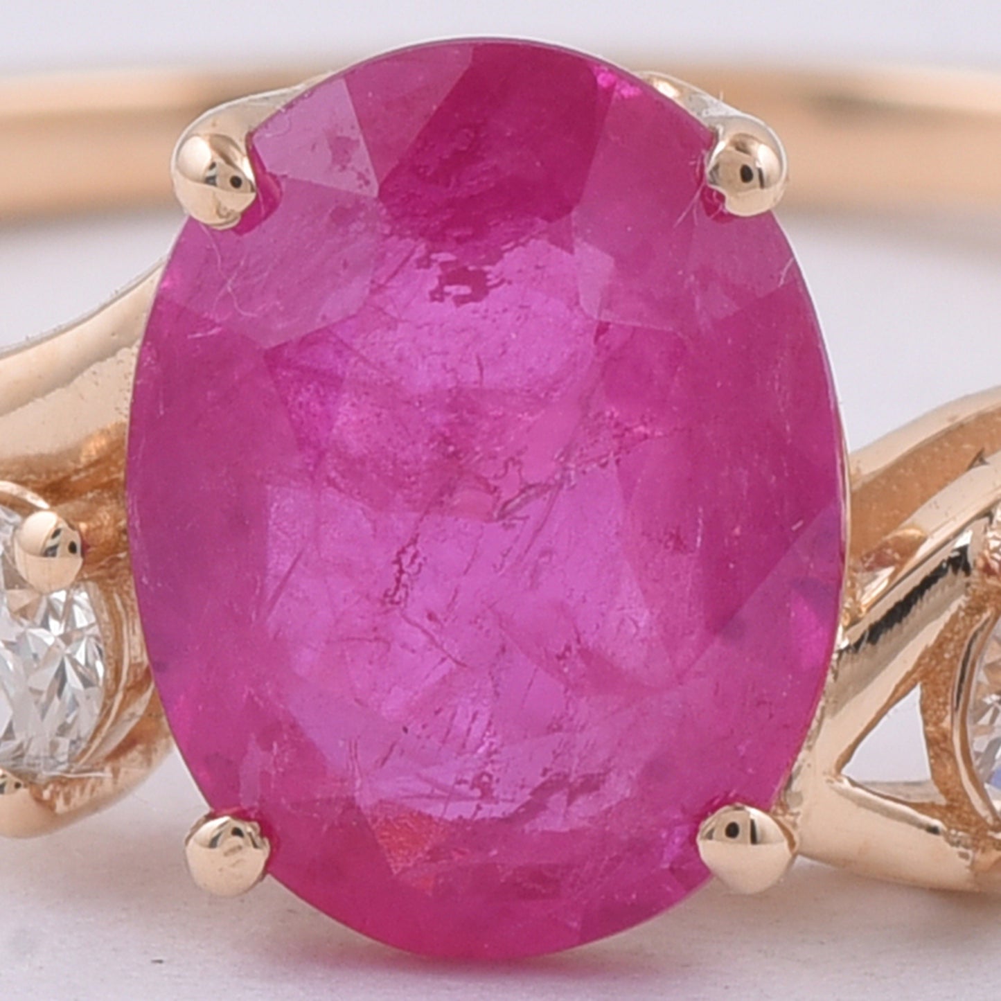1.57 Ct Oval Natural Ruby 14K Gold Ring