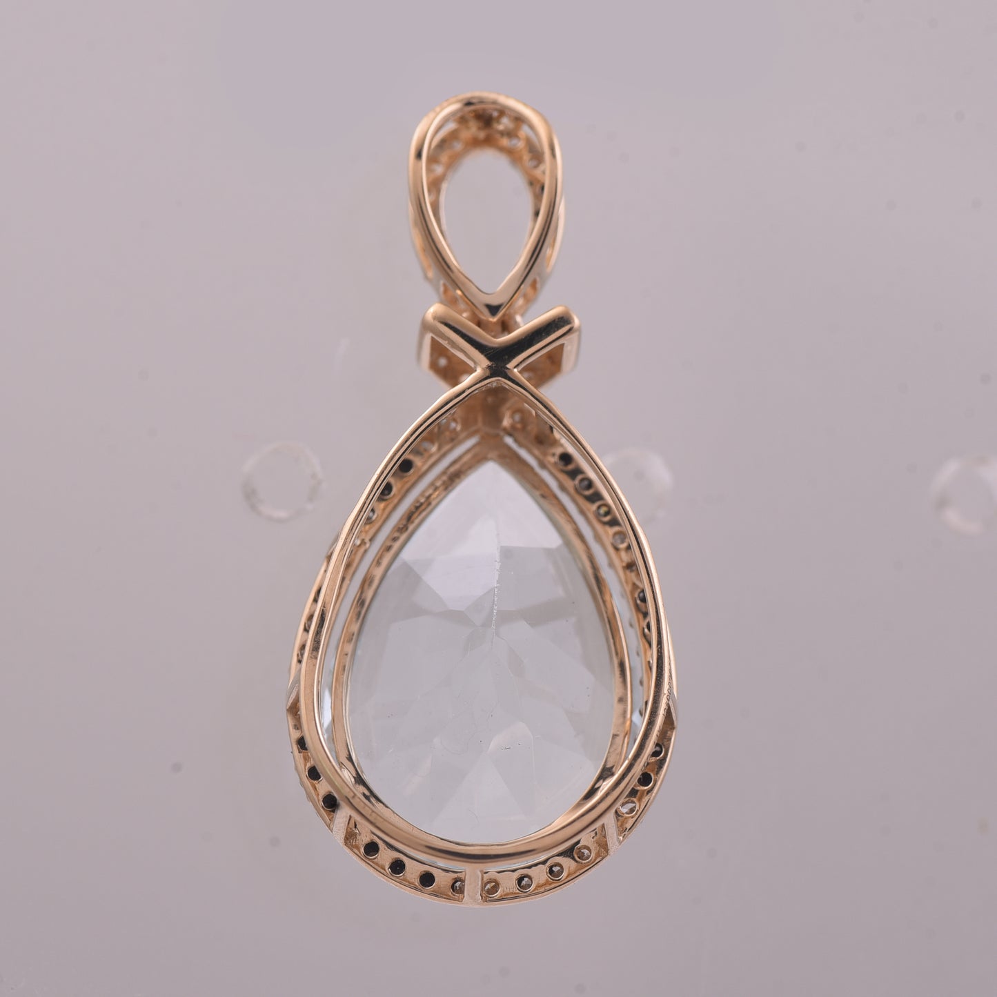 5.31 Ct Pear Mixed Cut Natural Aquamarine 14K Gold Pendant