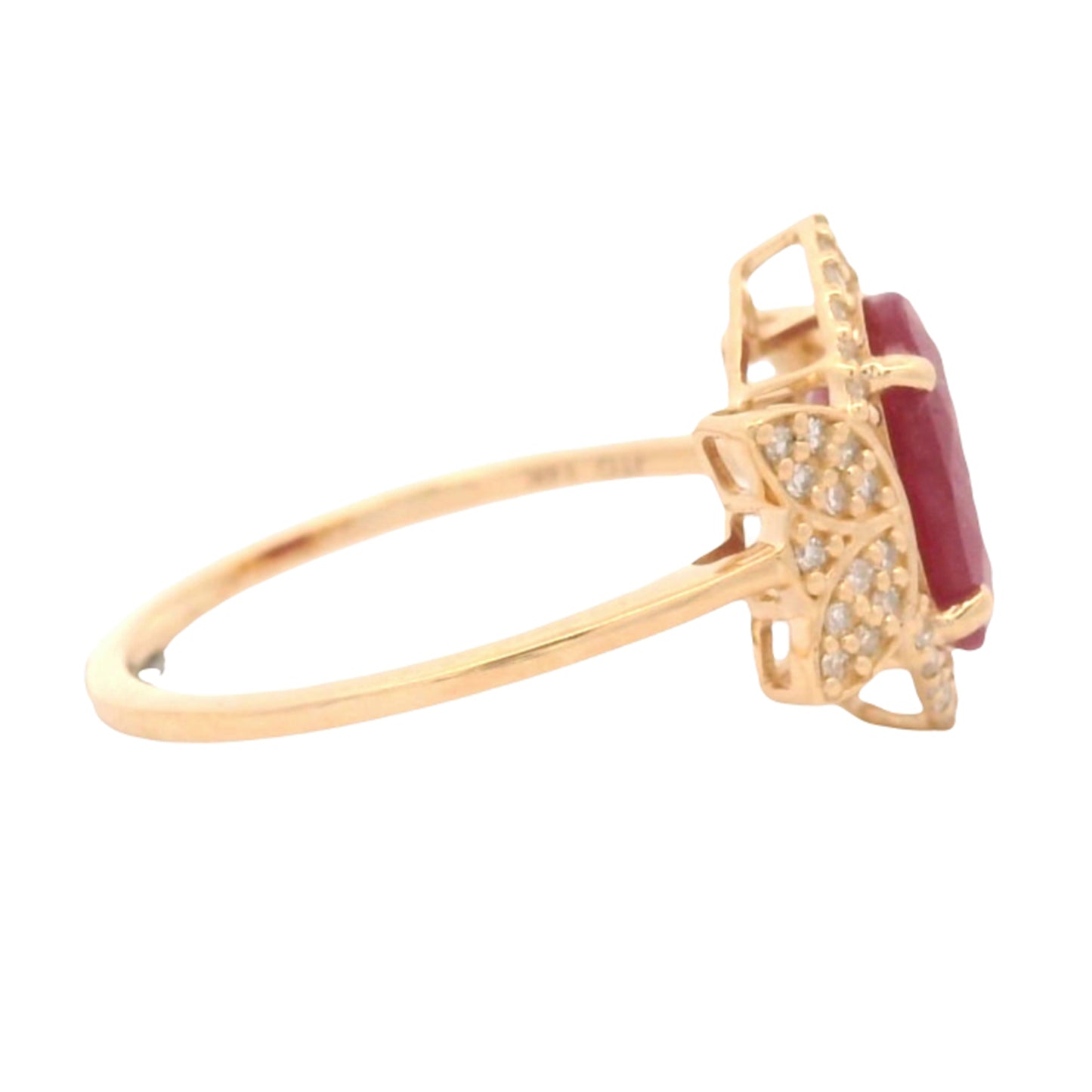 2.61 Ct Oval Mixed Cut Natural Corundum Ruby 14K Gold Ring