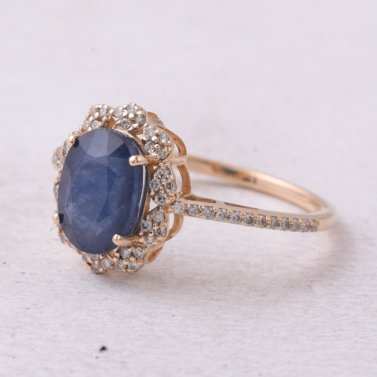2.90 Ct Oval Mixed Cut Natural Sapphire 14K Gold Ring