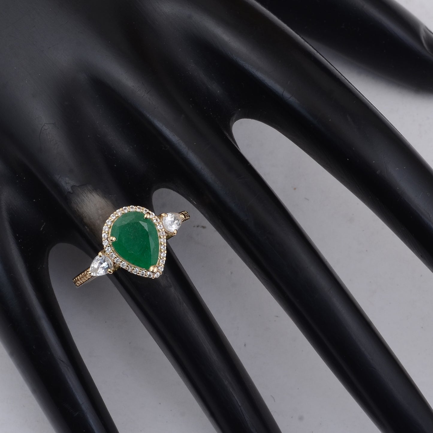 2.30 Ct Pear Emerald 9K Gold Ring