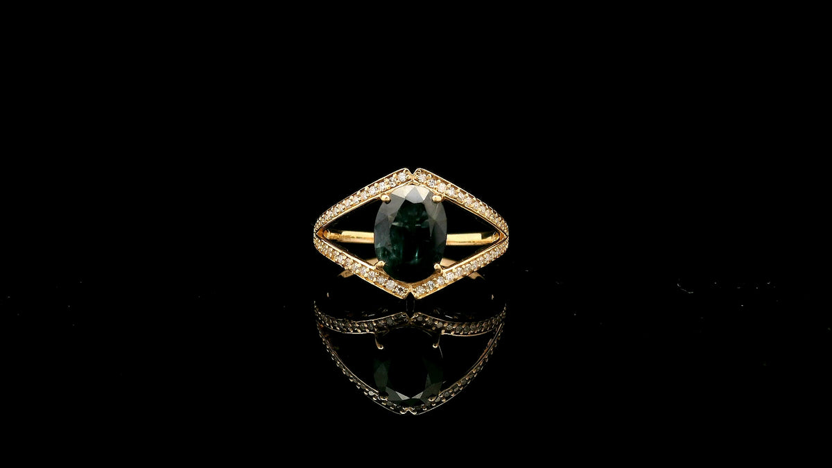 1.75 Ct Oval Natural Sapphire 14K Gold Ring
