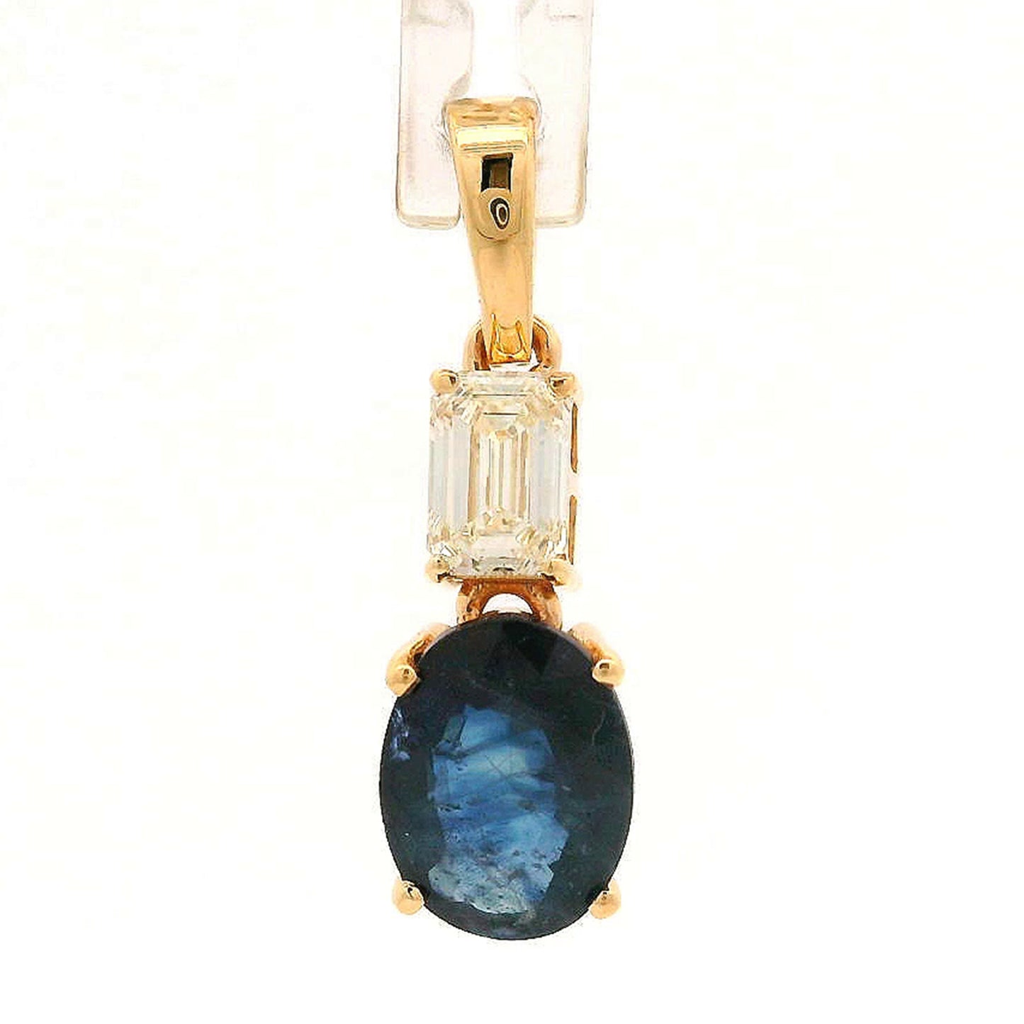 1.86 Ct Oval Sapphire 14K Gold Pendant