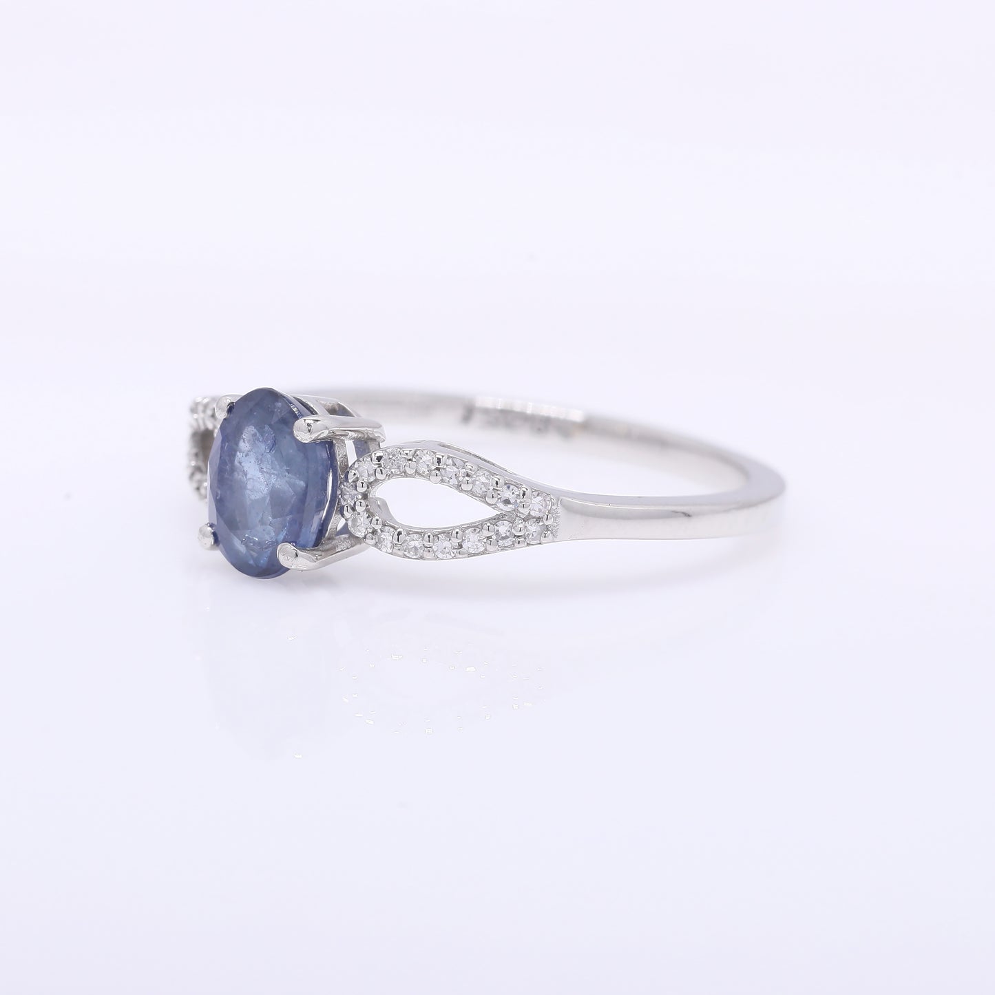 1.17 Ct Oval Cabochon Cut Natural Sapphire 950 Platinum Ring