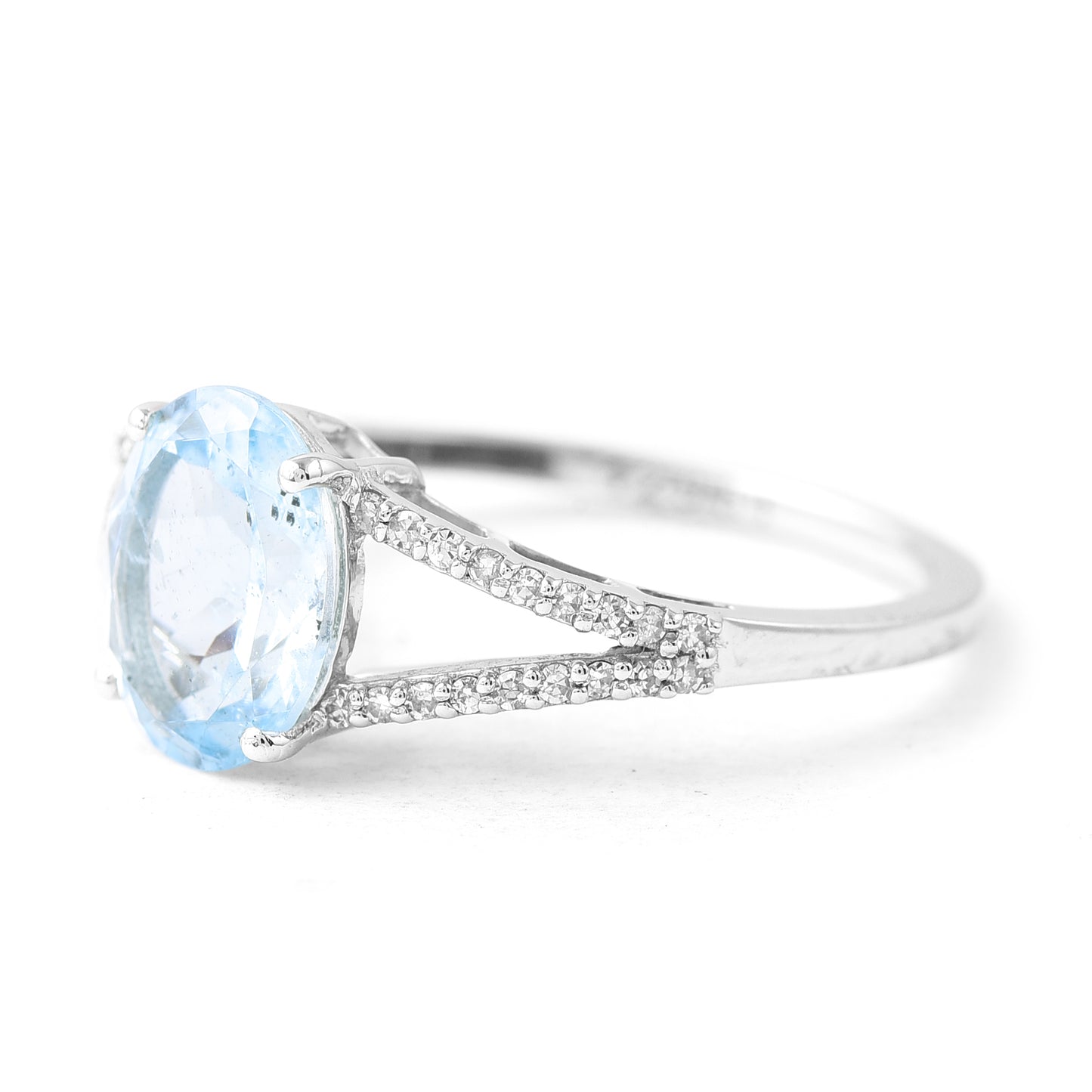 2.74 Ct Oval Mixed Cut Natural Aquamarine 950 Platinum Ring