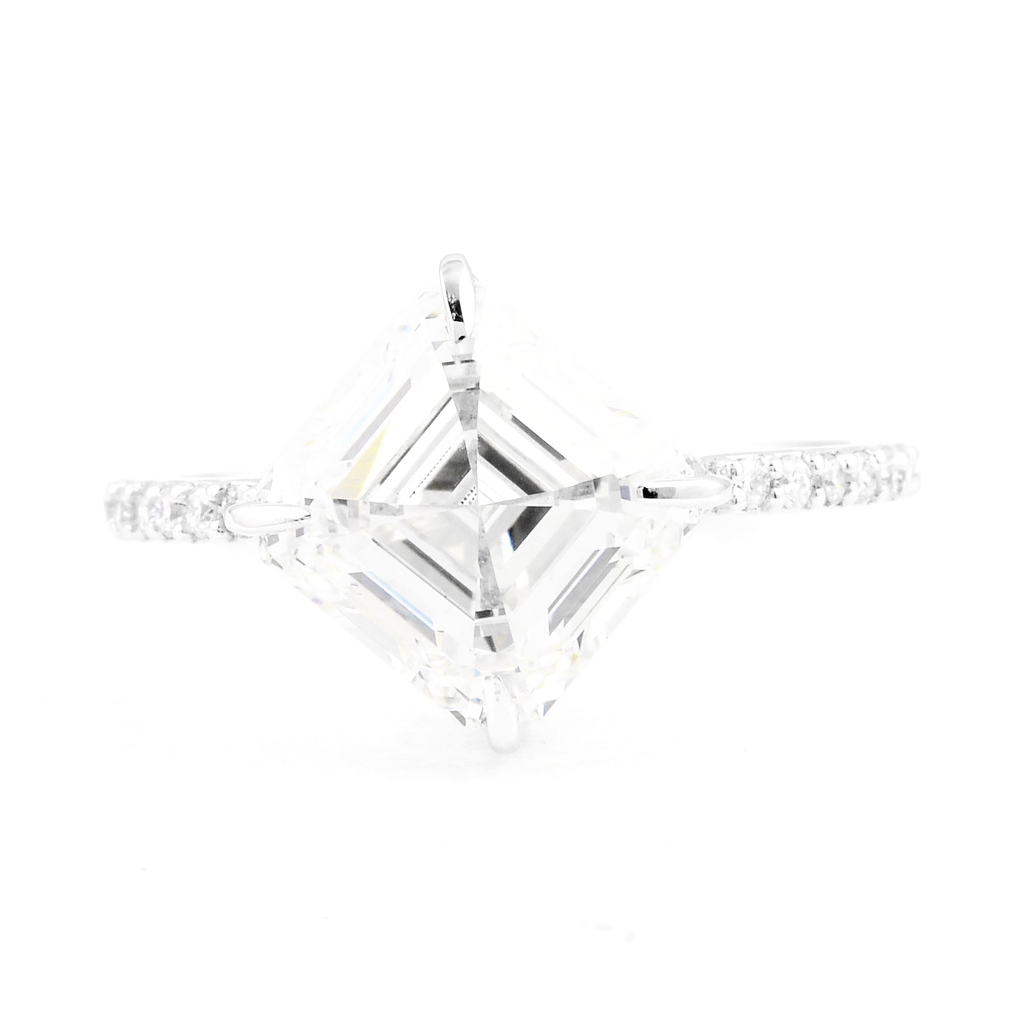 4.45 Carats Lab Grown Diamond 14K Gold Ring