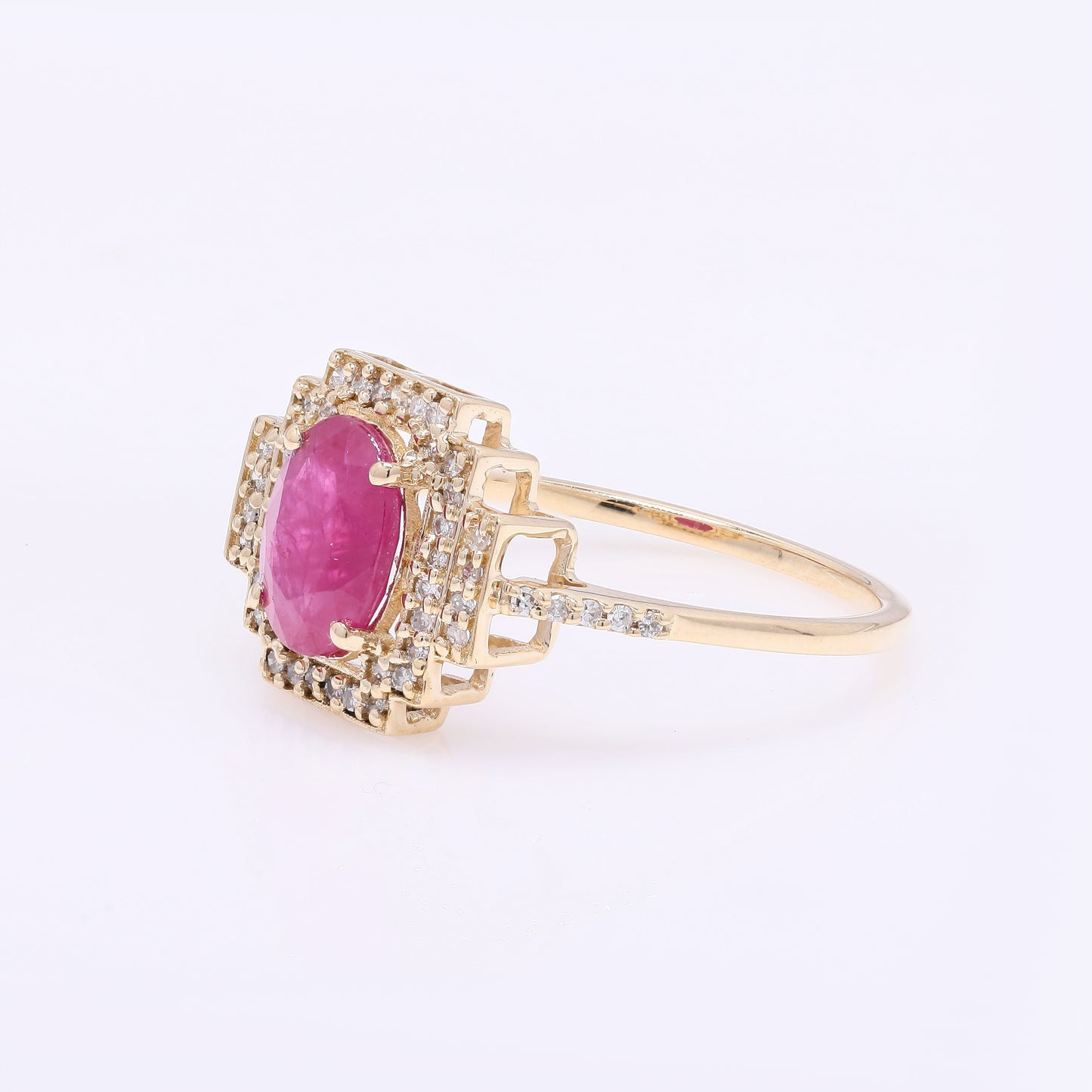 1.50 Ct Oval Mixed Cut Natural Corundum Ruby 14K Gold Ring