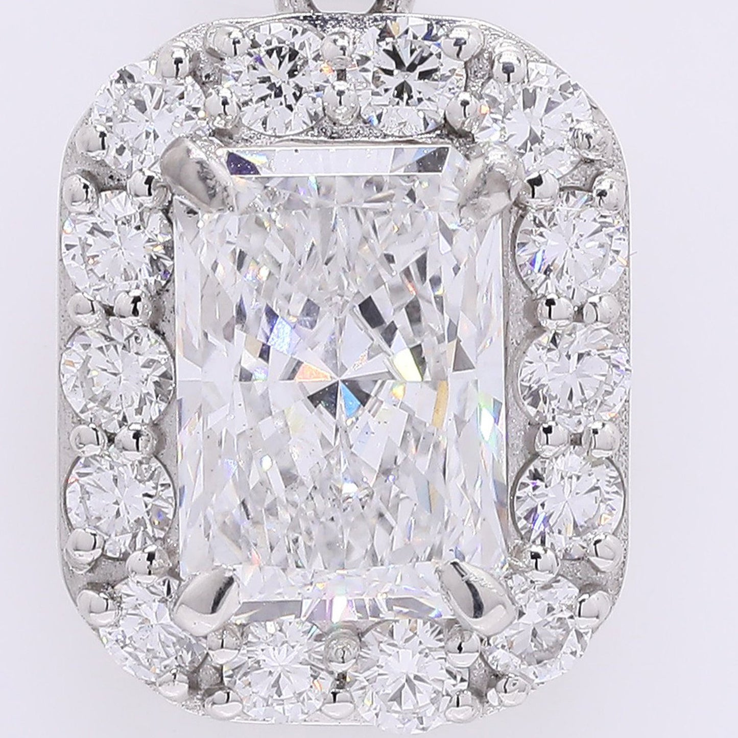 2.51 Carats Lab Grown Diamond 950 Platinum Pendant