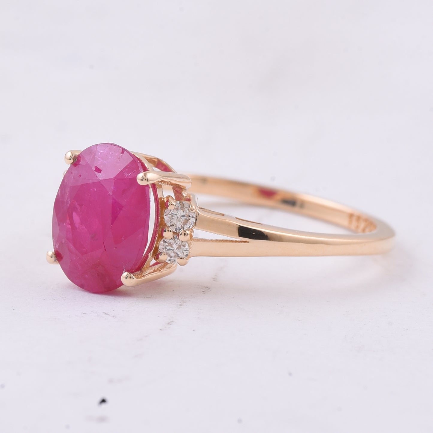 2.62 Ct Oval Natural Ruby 14K Gold Ring