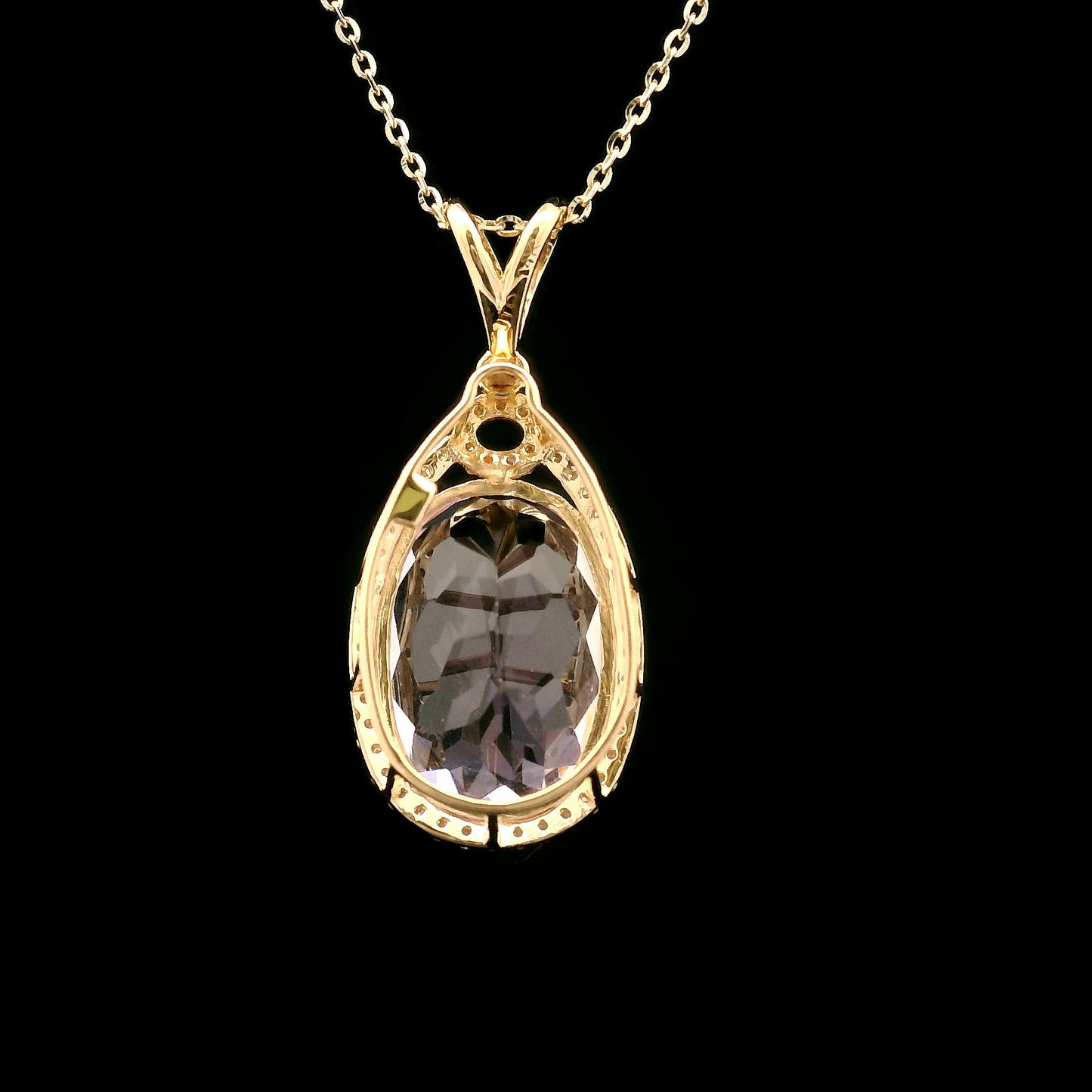 9.80 Ct Oval Kunzite 14K Gold Pendant