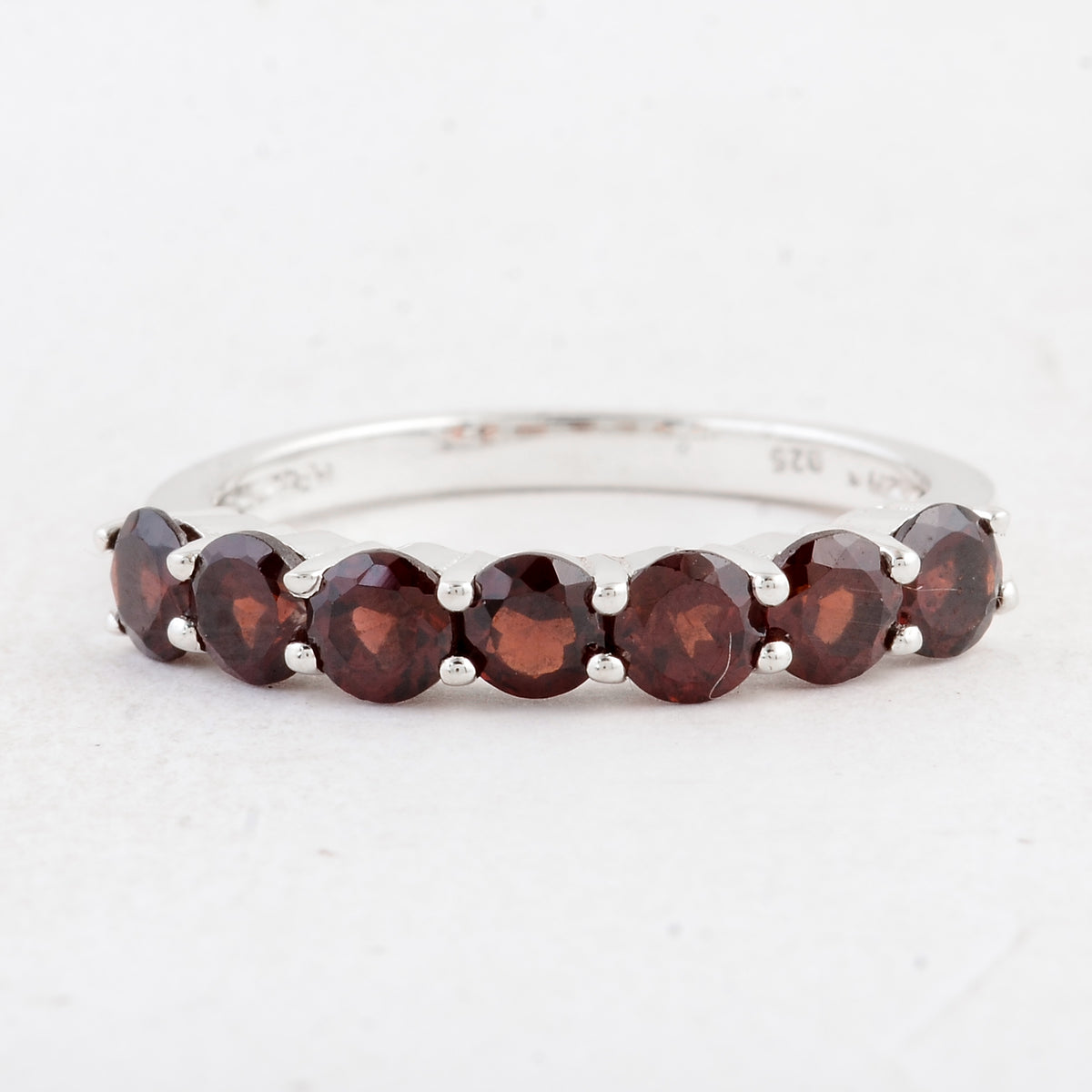 1.85 Ct Round Garnet 925 Sterling Silver Ring