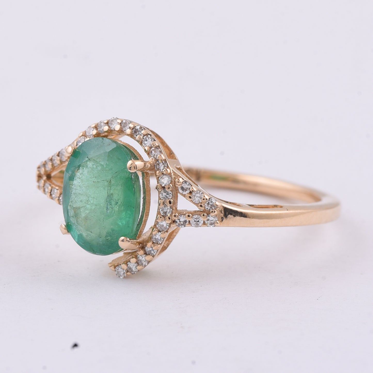 1.38 Ct Oval Natural Emerald 14K Gold Ring