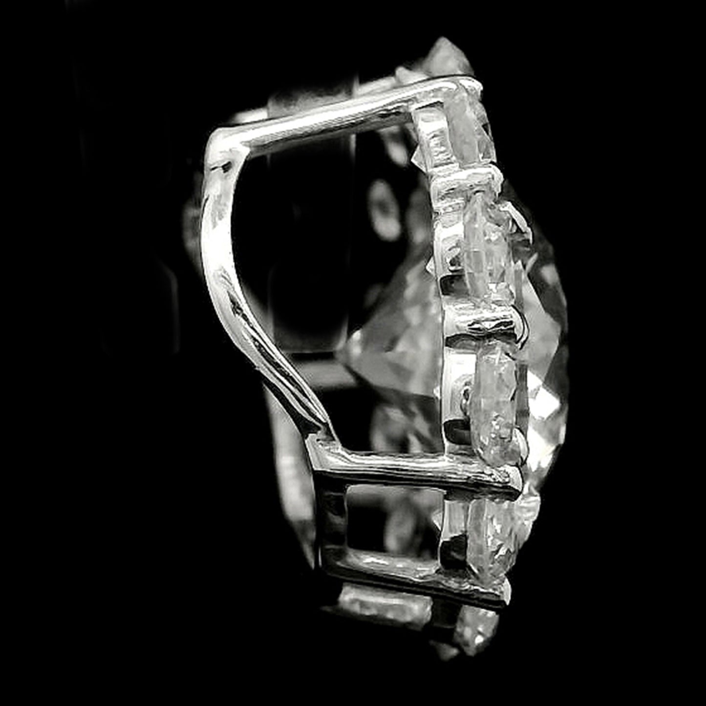 2.31 Carats Lab Grown Diamond 14K Gold Pendant