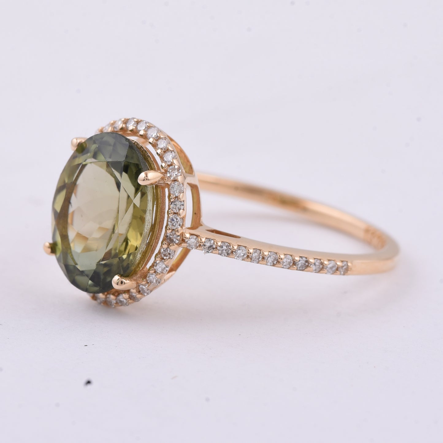 2.59 Ct Oval Natural Tourmaline 14K Gold Ring