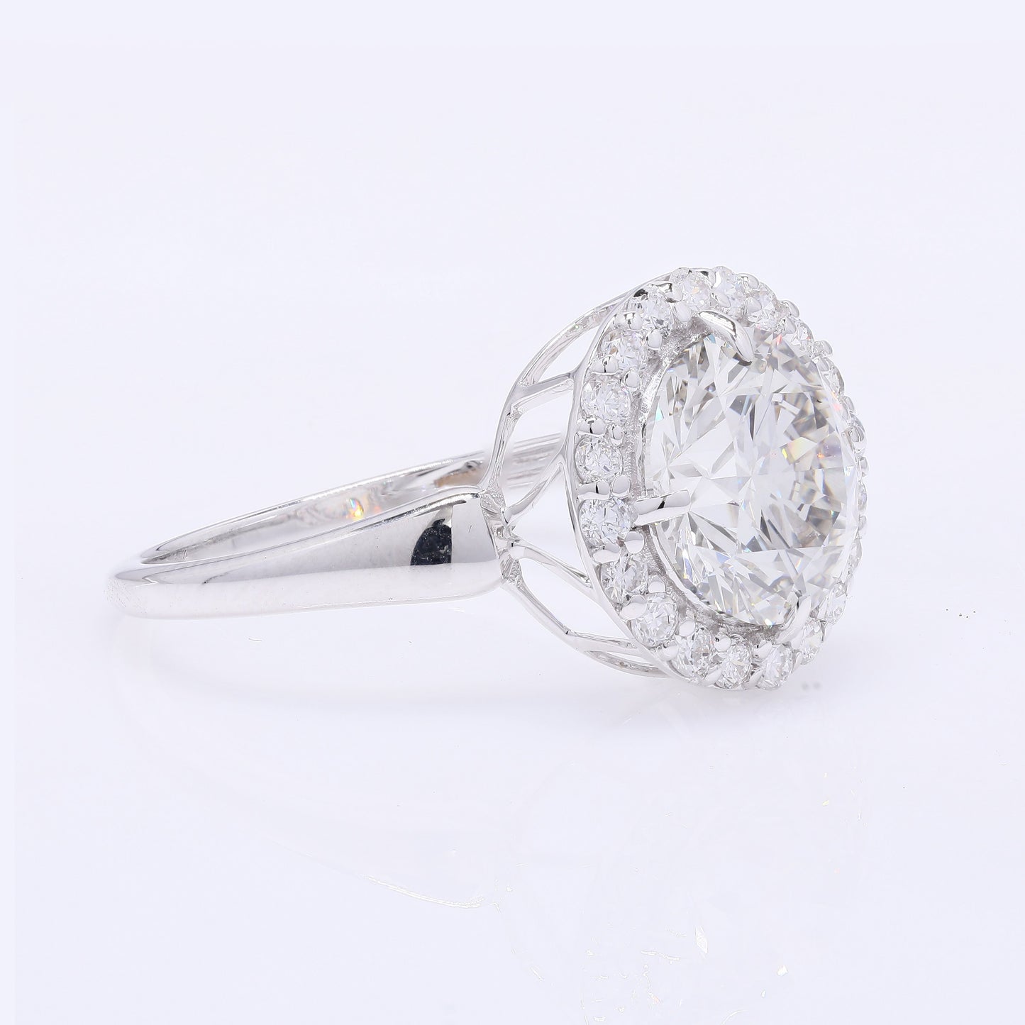 3.19 Carats Lab Grown Diamond 14K Gold Ring