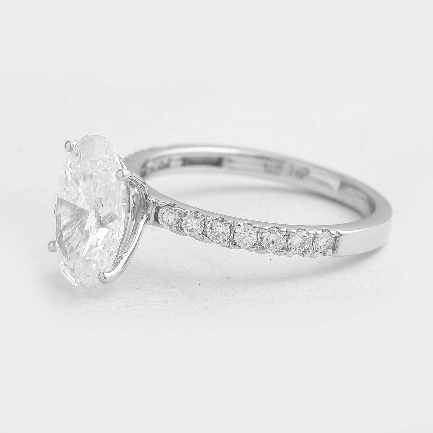 2.85 Carats Lab Grown Diamond 14K Gold Ring