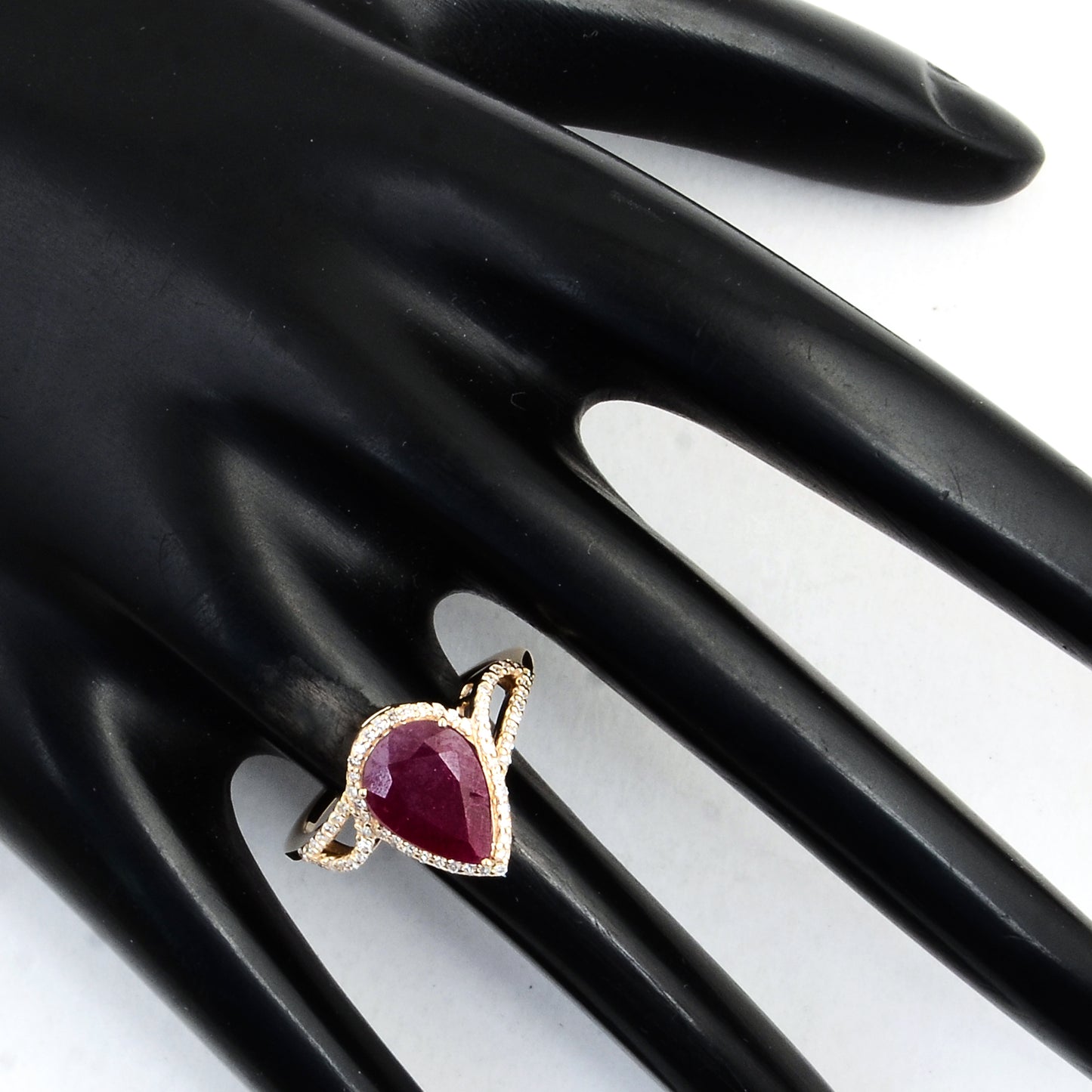 2.80 Ct Pear Mixed Cut Natural Corundum Ruby 14K Gold Ring