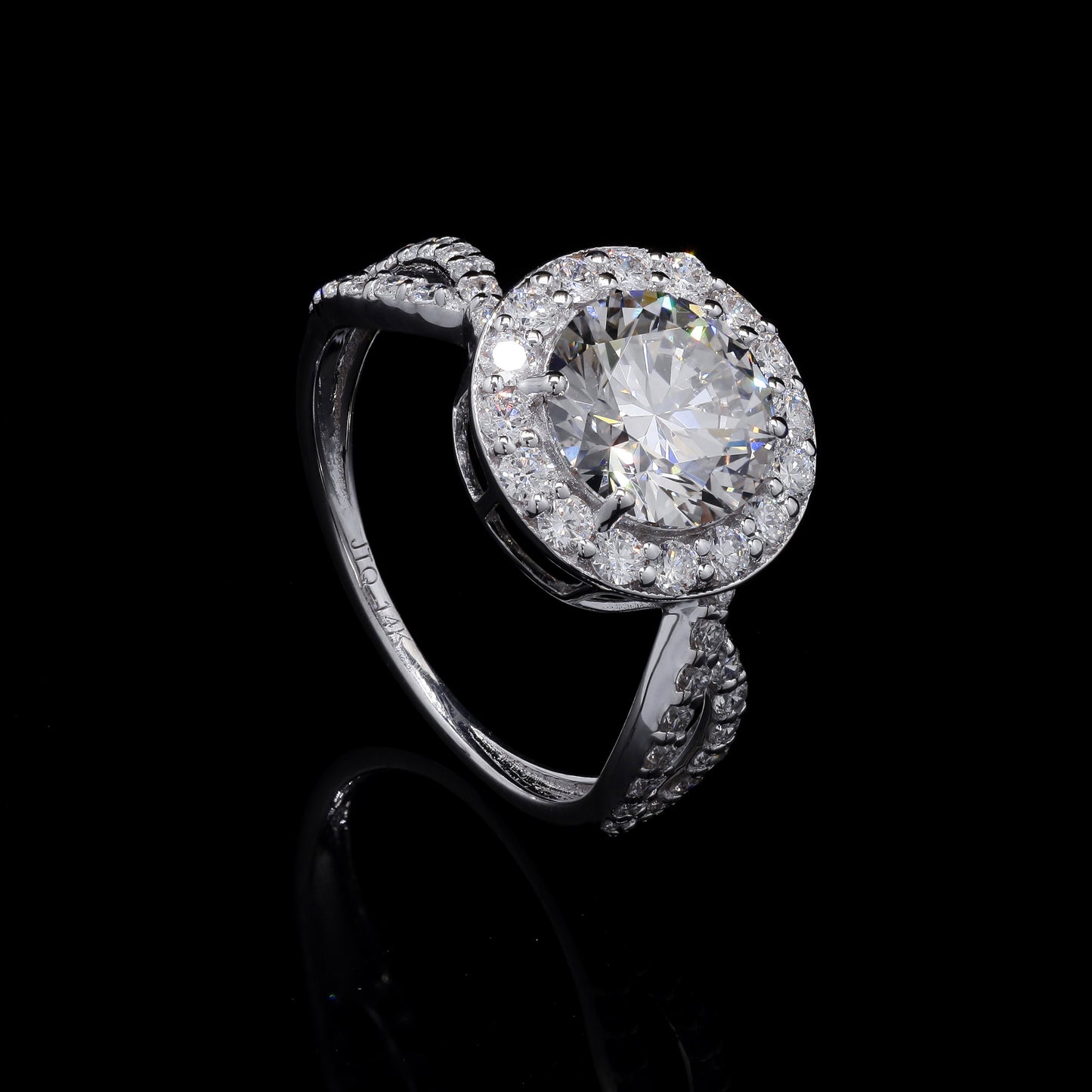 3.01 Carats Lab Grown Diamond 14K Gold Ring
