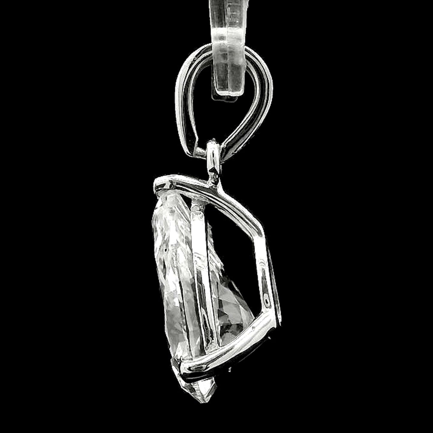 2.43 Carats Lab Grown Diamond 14K Gold Pendant