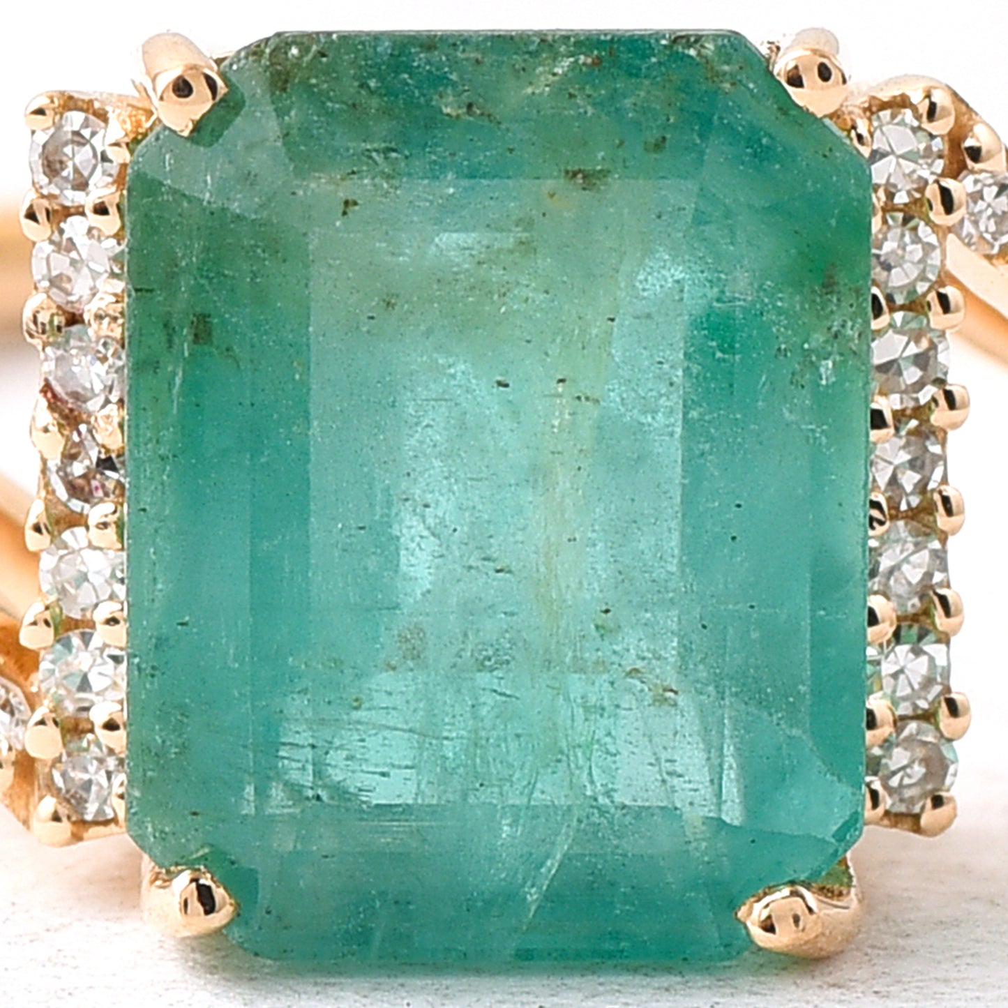 2.48 Ct Octagon Emerald 14K Gold Ring