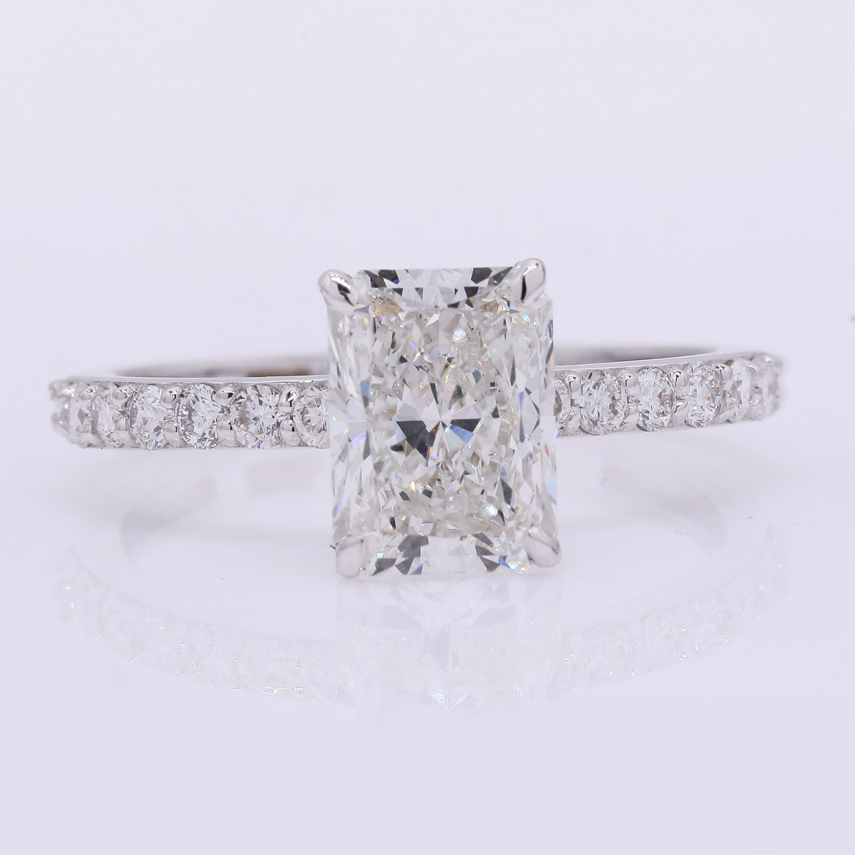 2.29 Carats Lab Grown Diamond 14K Gold Ring