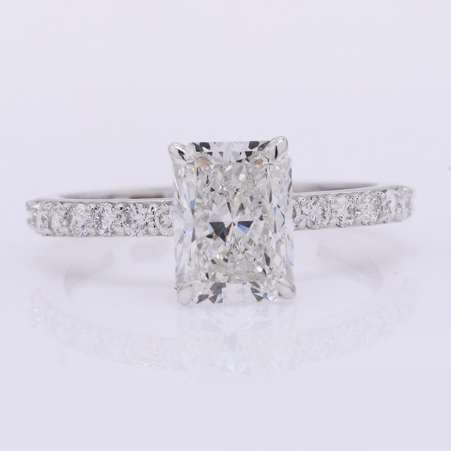 2.29 Carats Lab Grown Diamond 14K Gold Ring