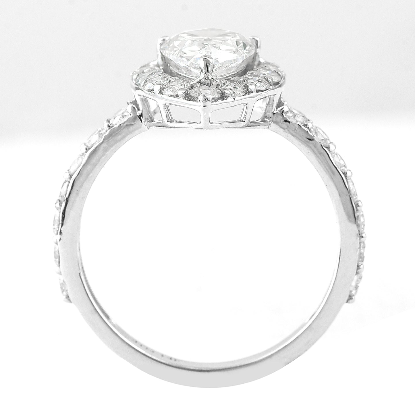 2.25 Carats Lab Grown Diamond 14K Gold Ring