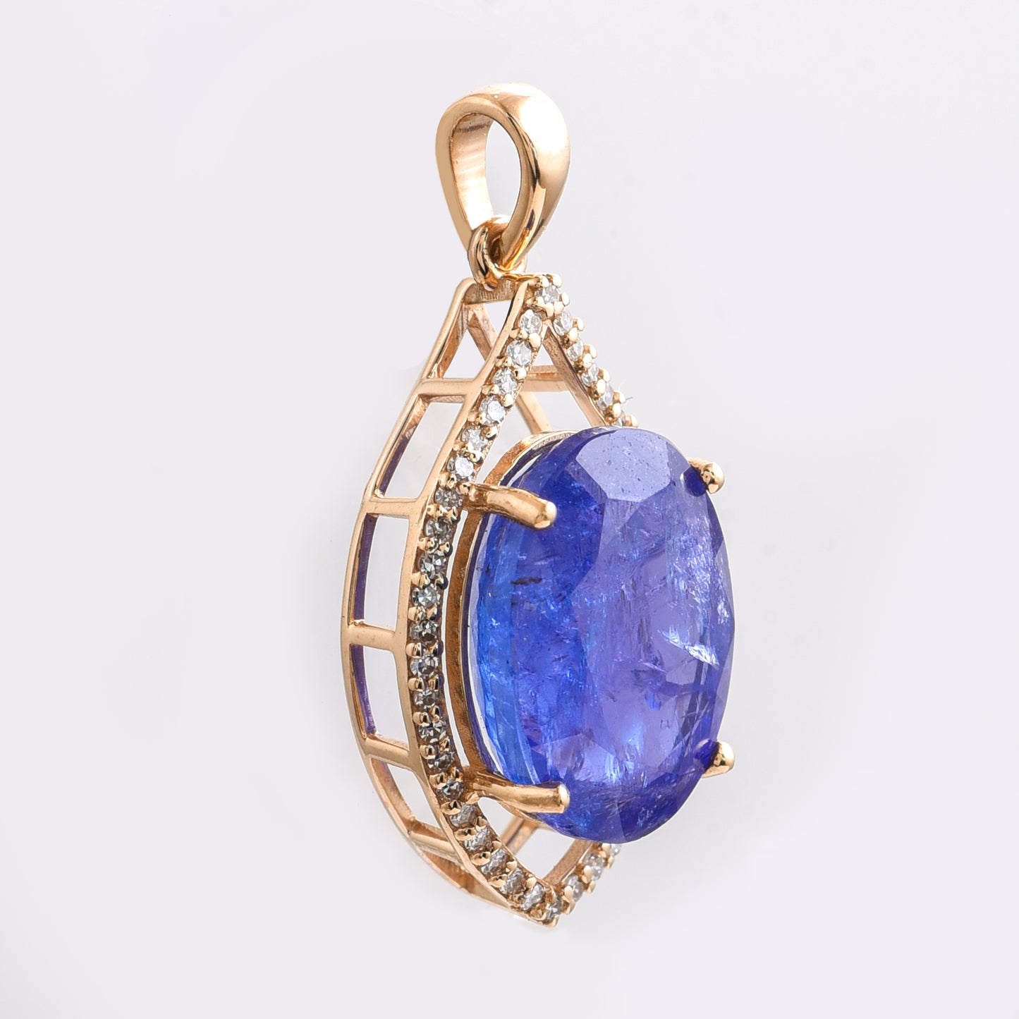 6.38 Ct Oval Mixed Cut Natural Tanzanite 14K Gold Pendant