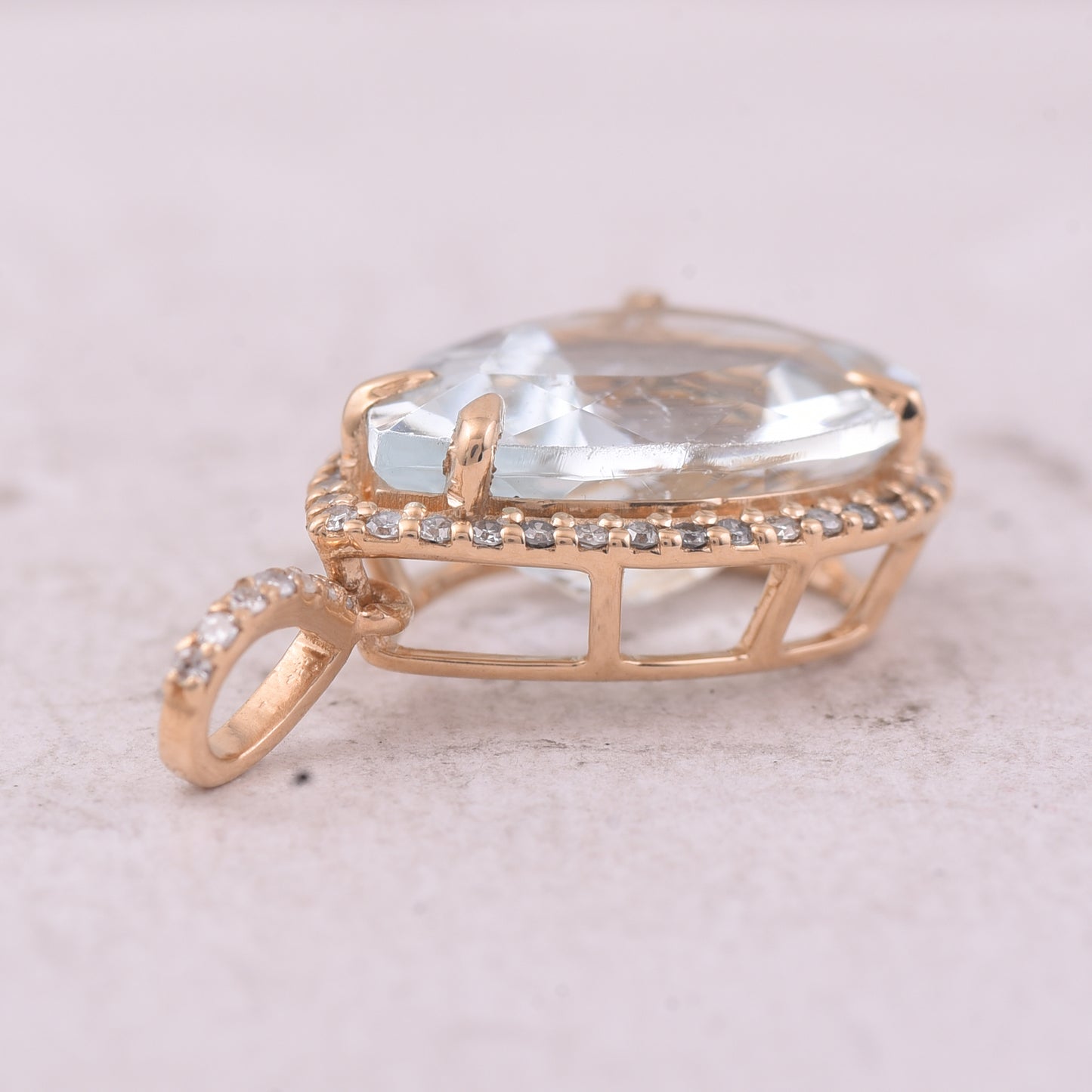 3.17 Ct Pear Aquamarine 14K Gold Pendant