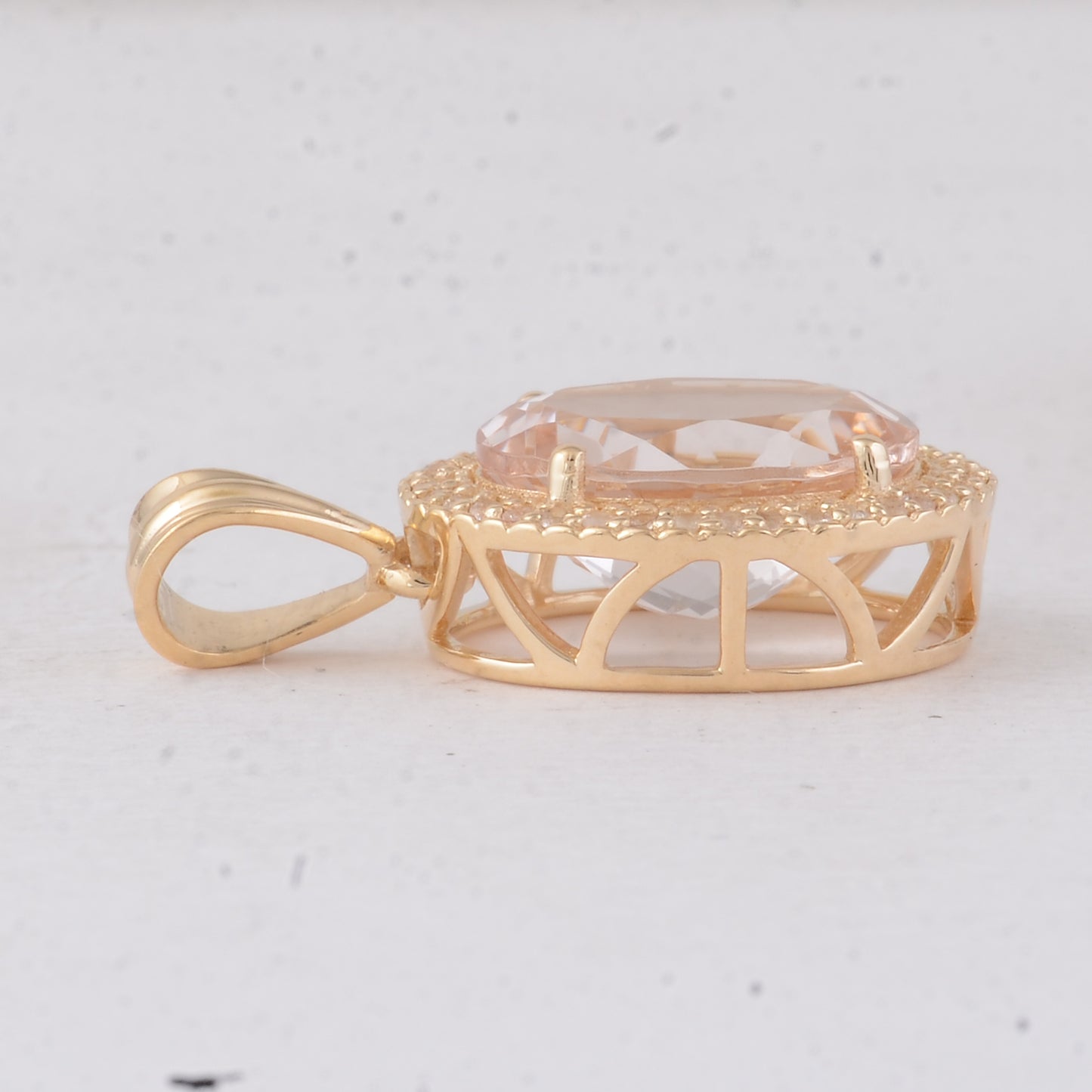3.31 Ct Oval Morganite 9K Gold Pendant
